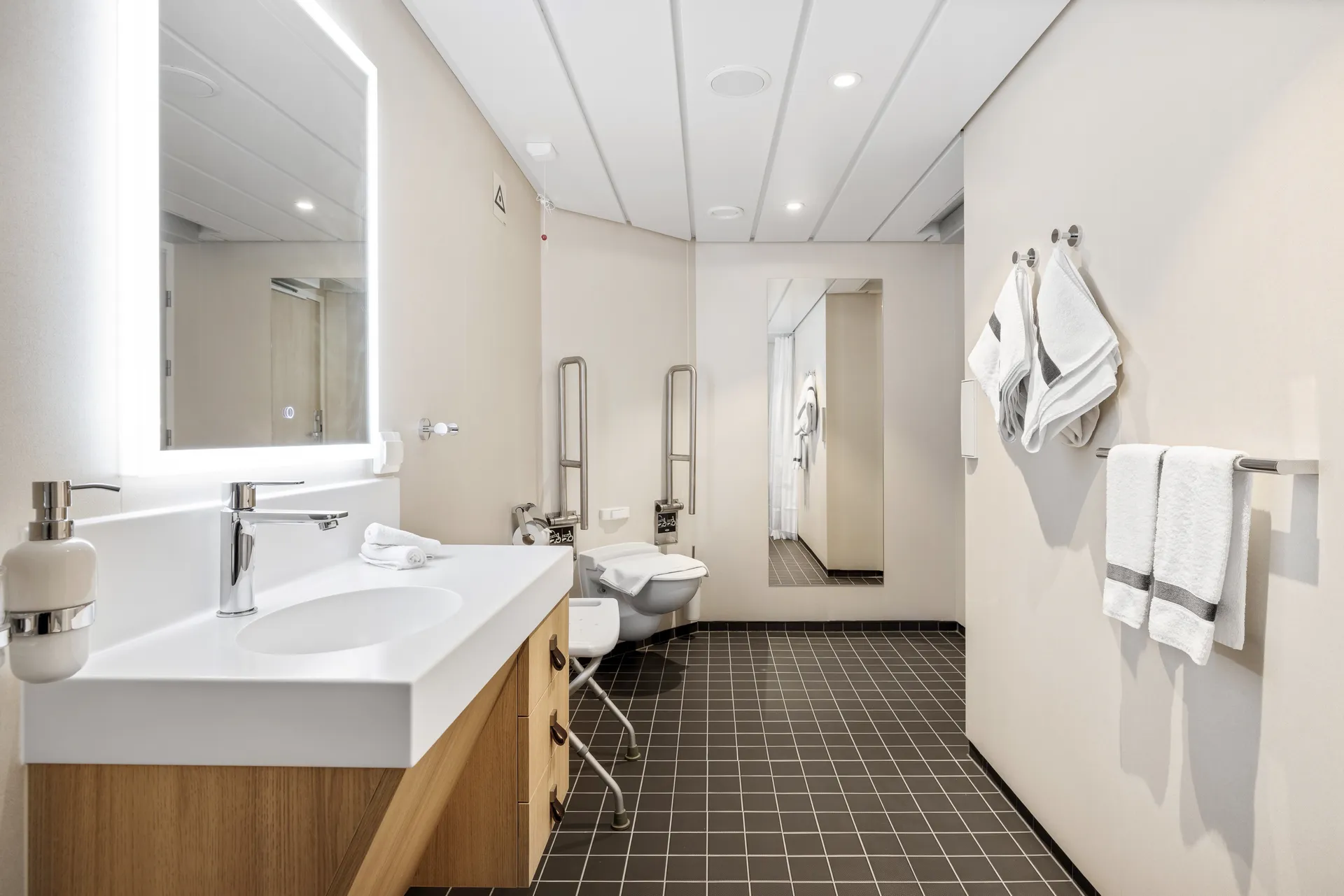 探險業主套房 6