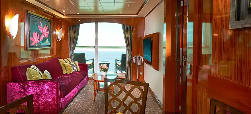 海灣庭院頂層套房（附陽台） 4