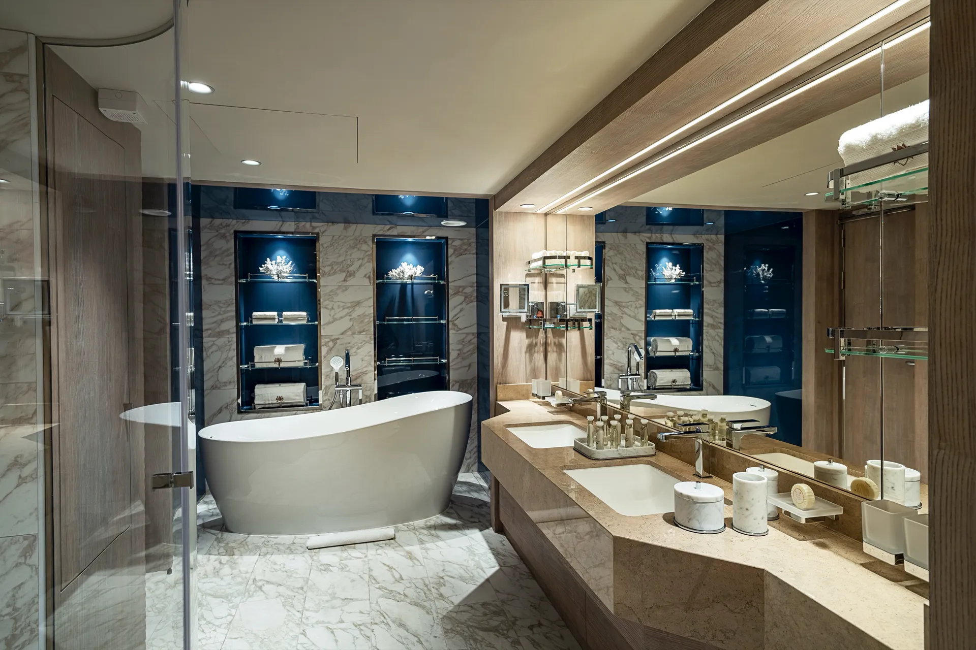 MSC遊艇俱樂部主人套房帶按摩浴缸 4