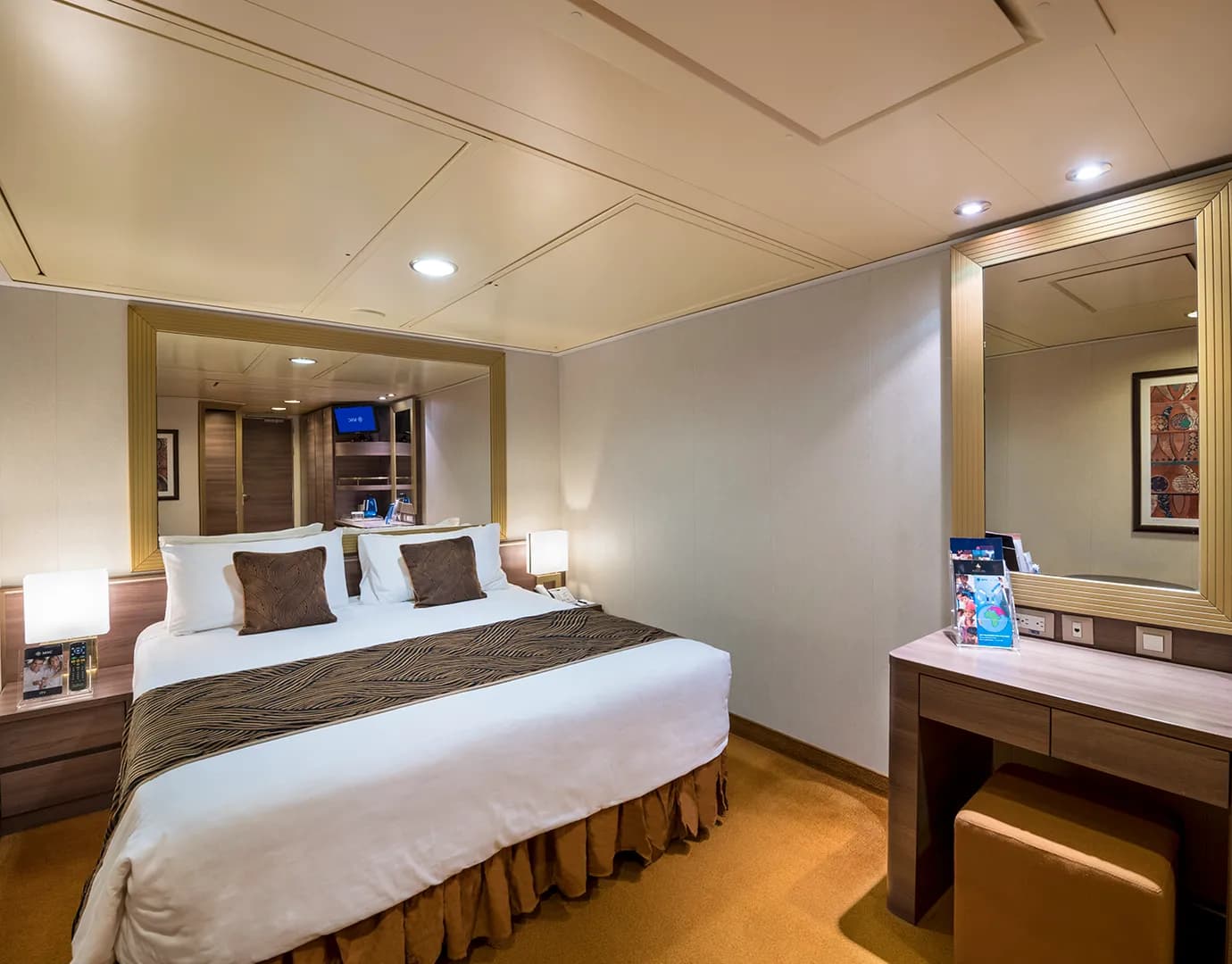 內艙貝拉保證舱 2