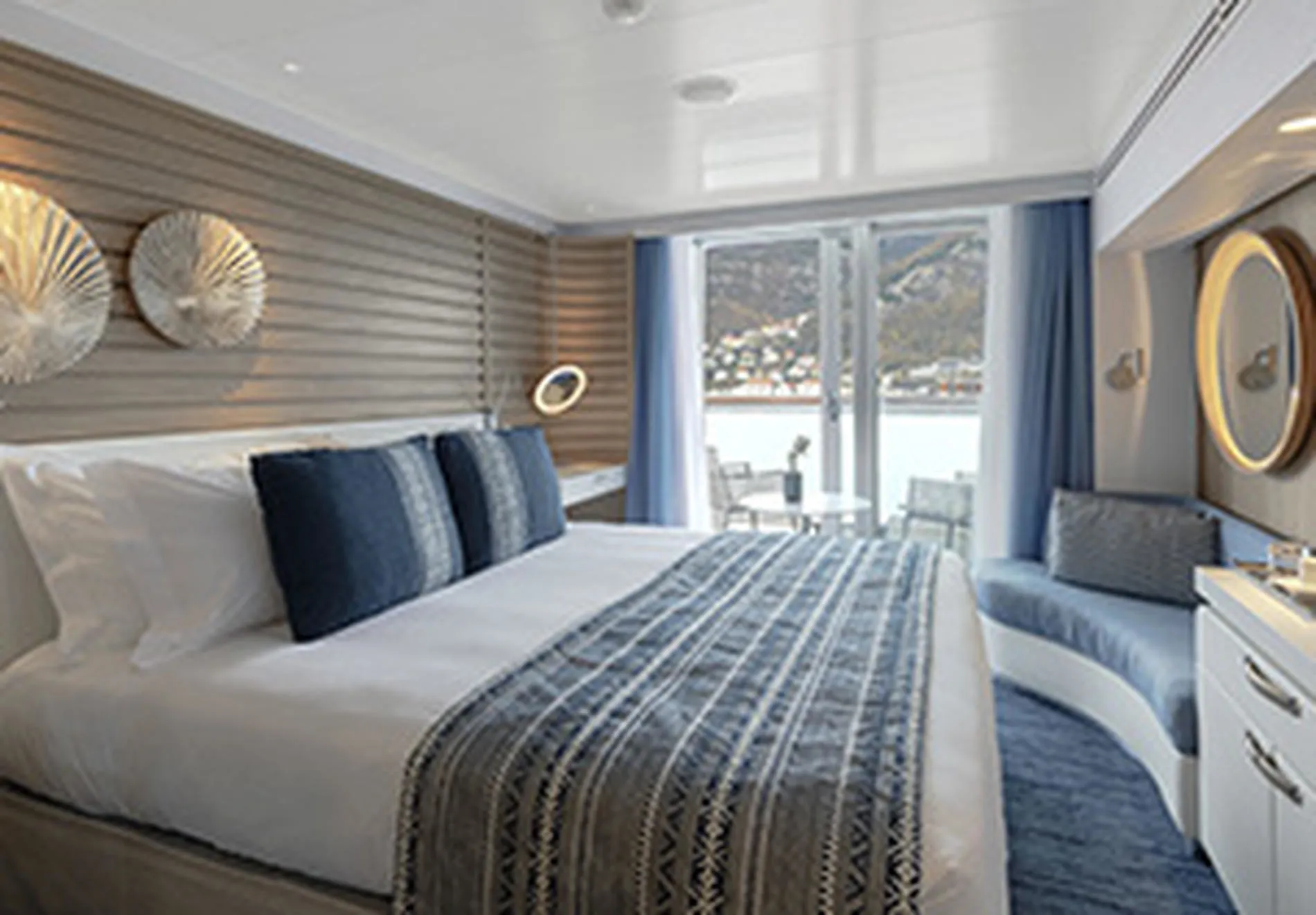 尊貴艙房 5 樓 2