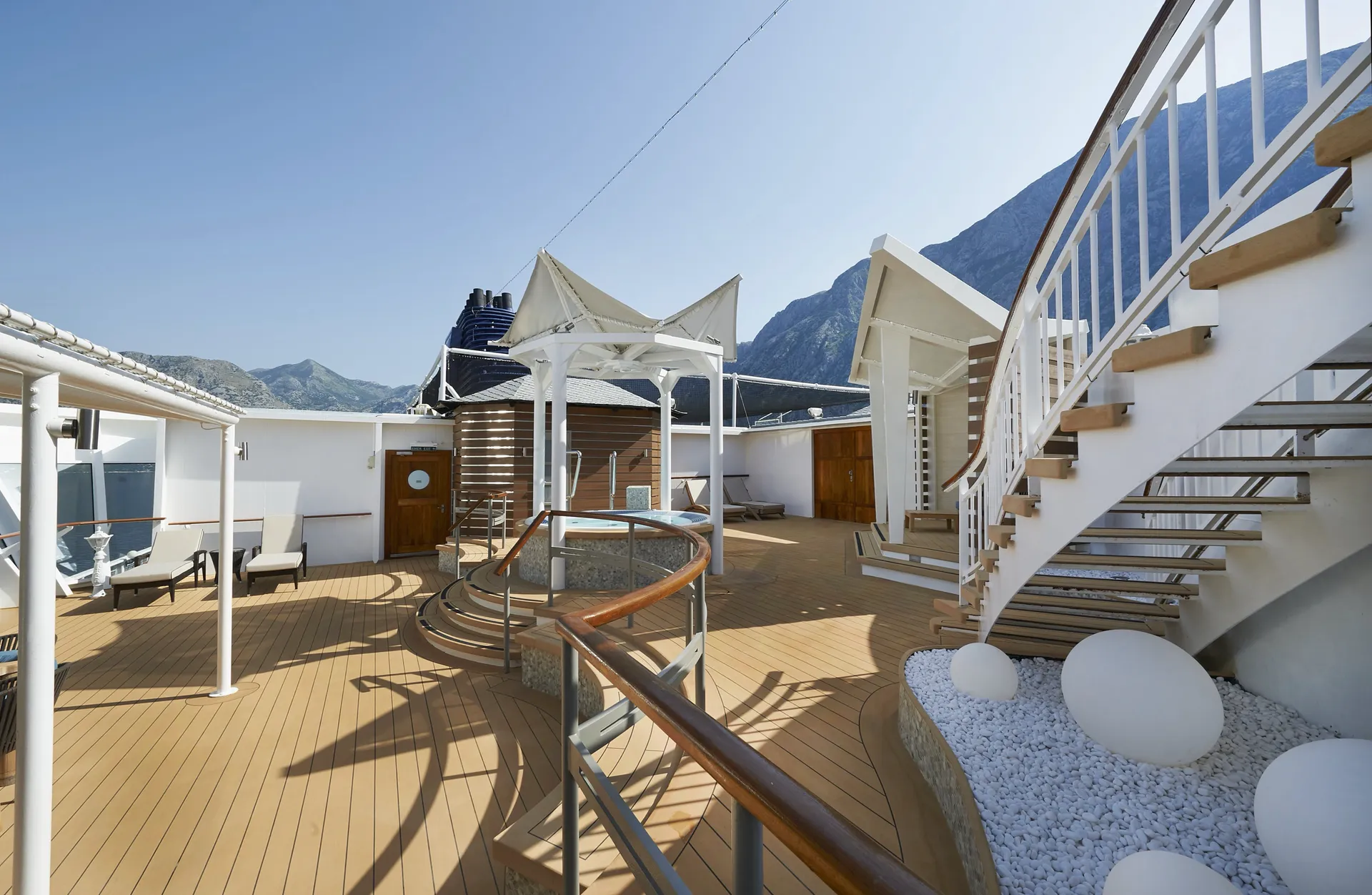 三臥室花園別墅 1