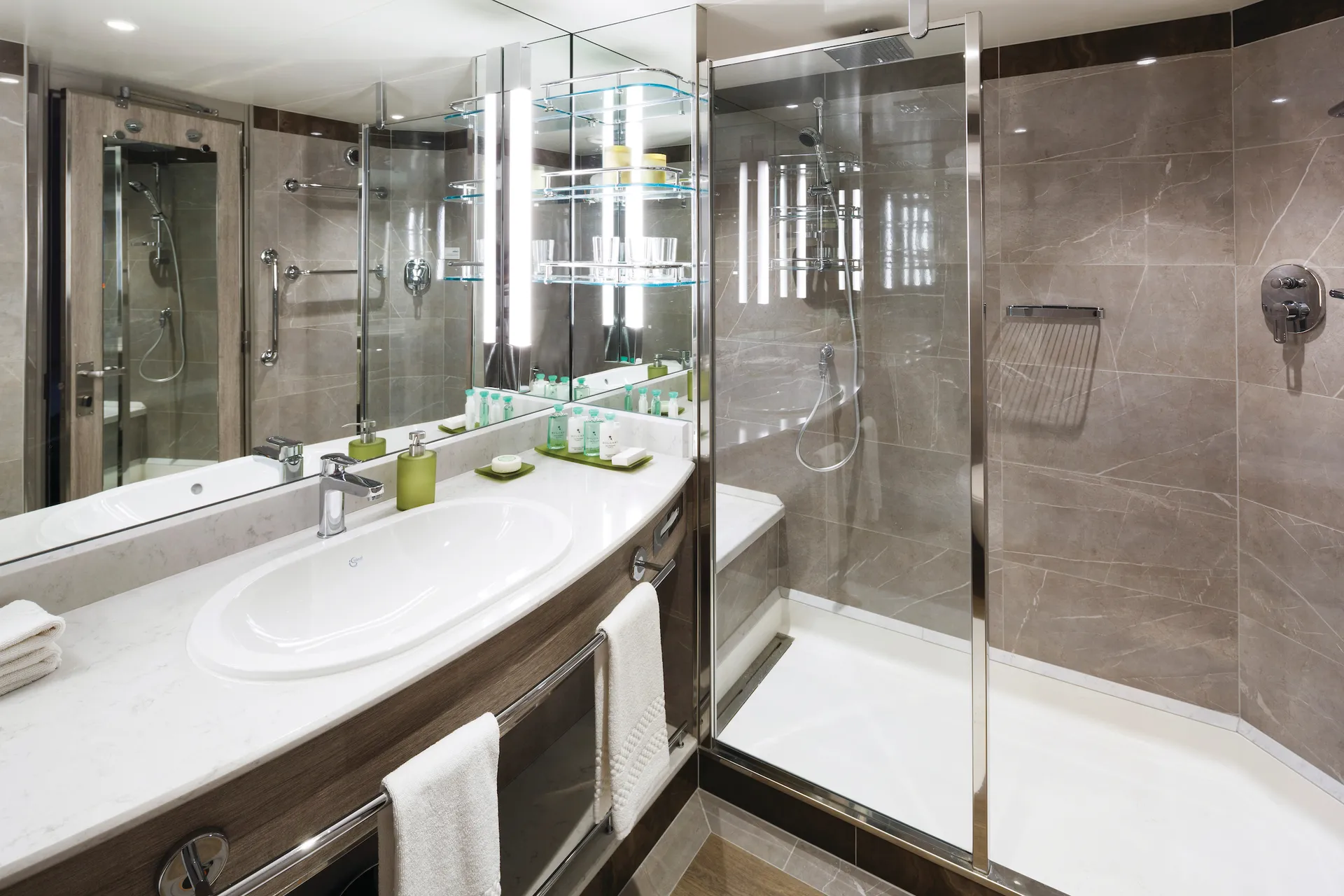 經典陽台套房 3