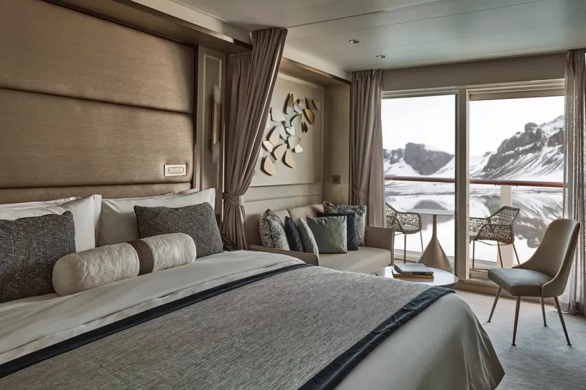 經典陽台套房 1