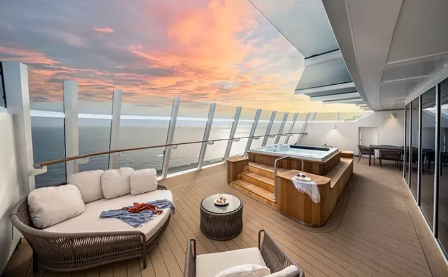 MSC遊艇俱樂部主人套房帶按摩浴缸 6