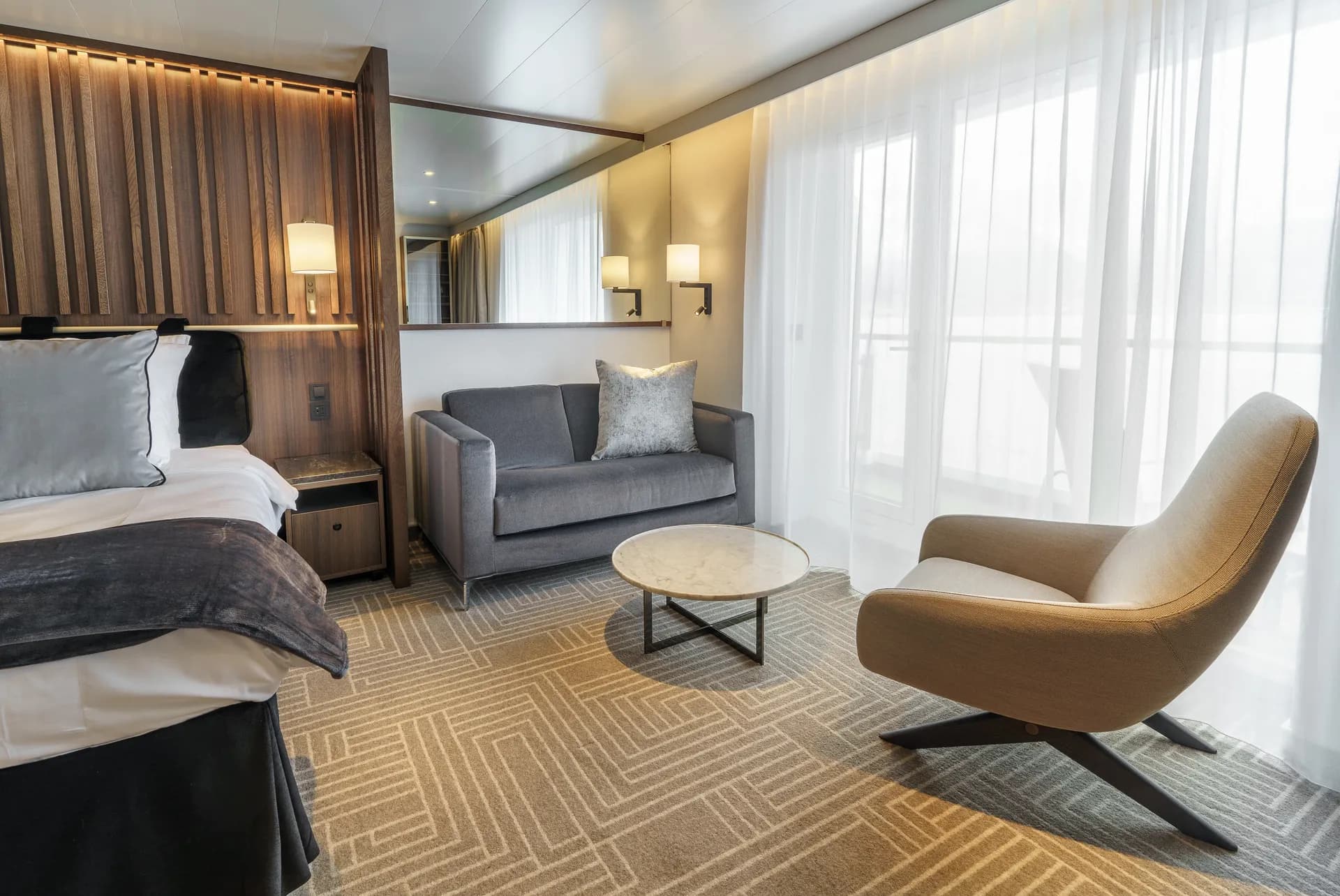 豪華露台套房 16