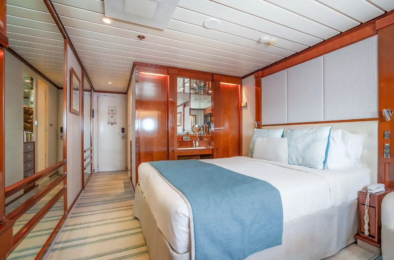 舷窗客房 F - 甲板3 1