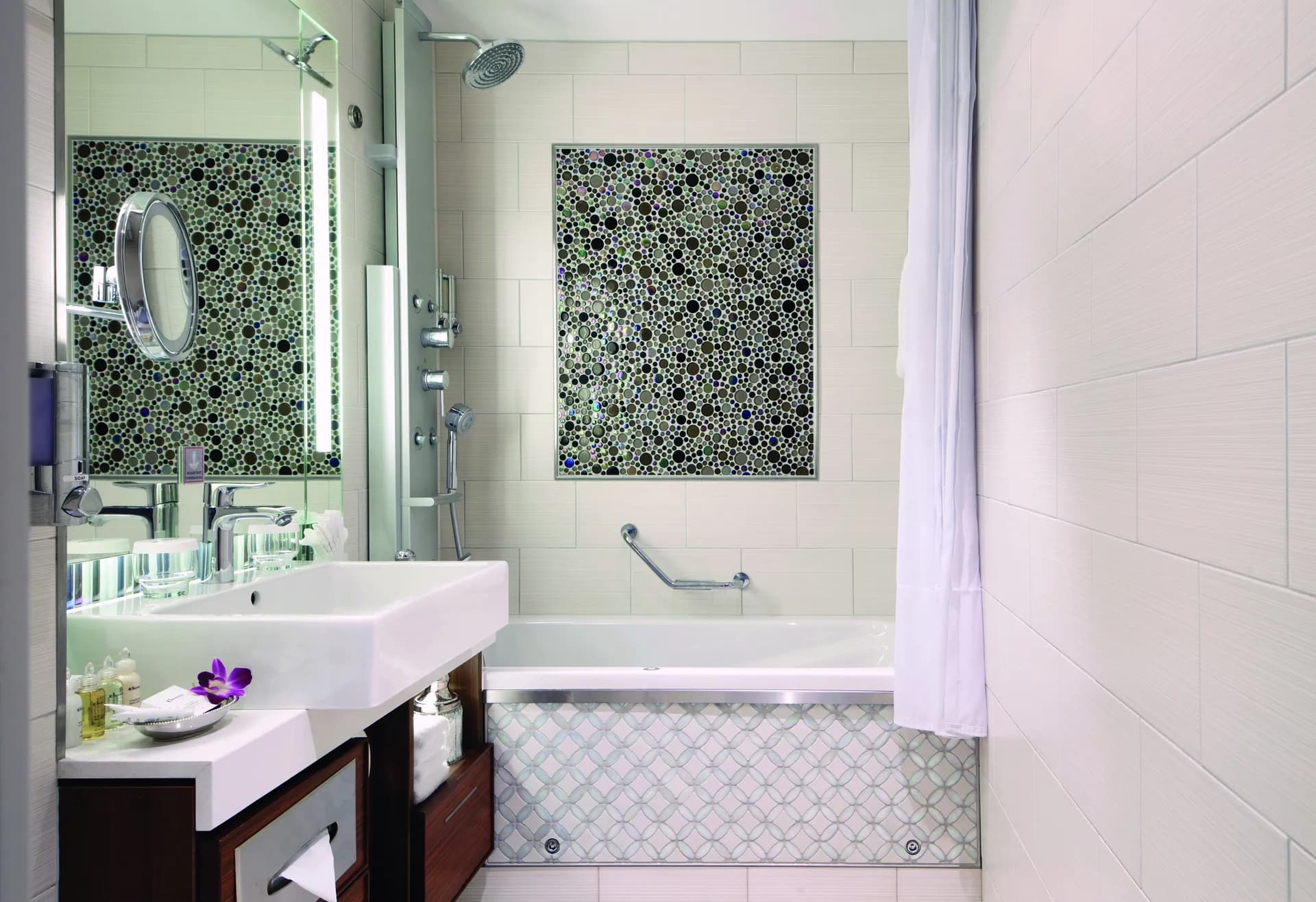 家庭套房（受阻擋視野） 1