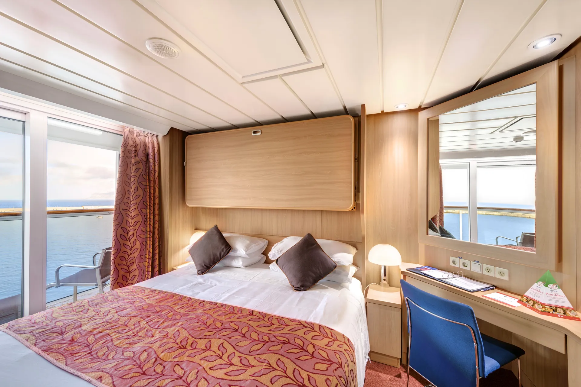 初級陽台幻想套房 1