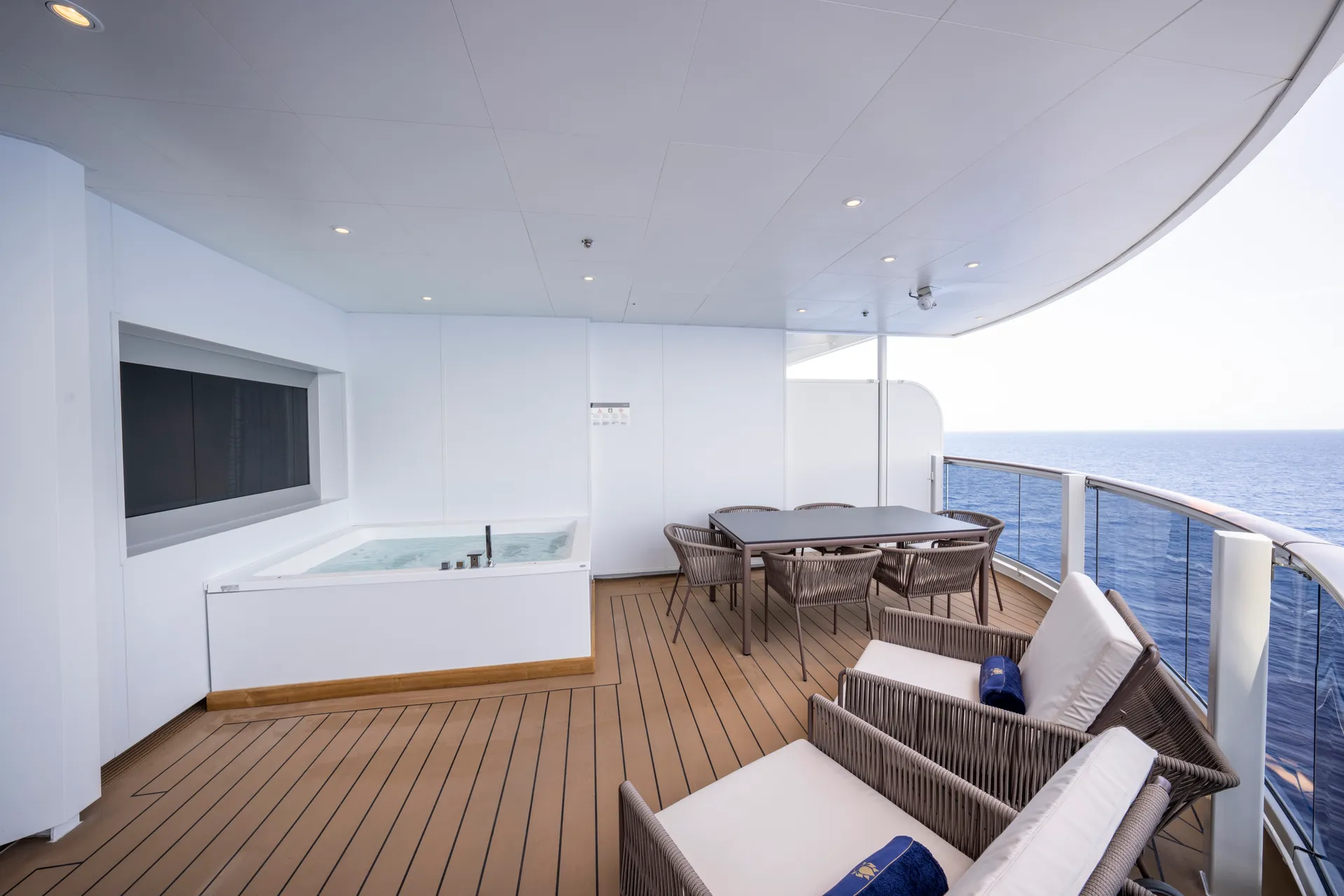 遊艇俱樂部皇家套房 8