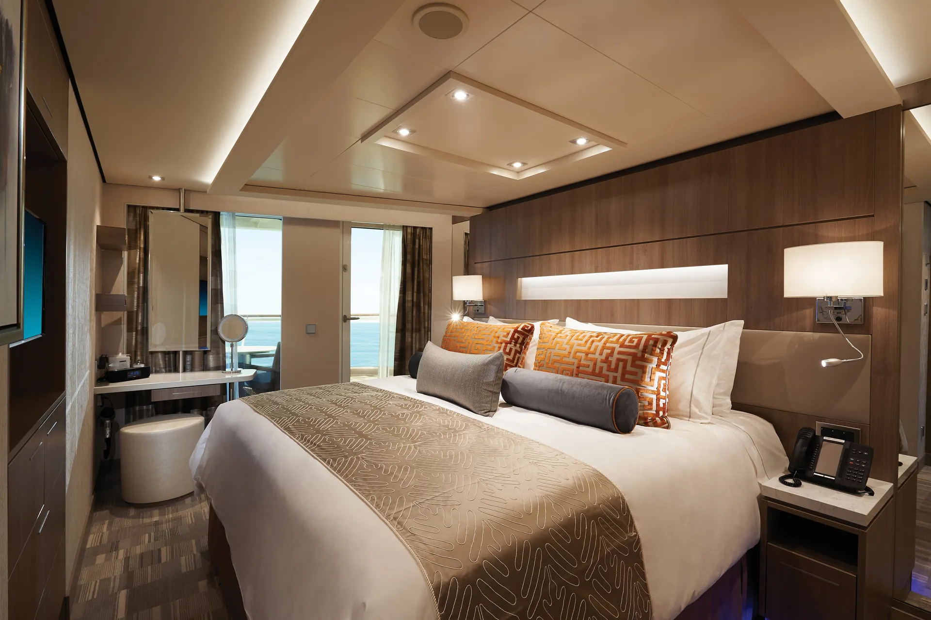 海灣後方陽台豪華套房 2