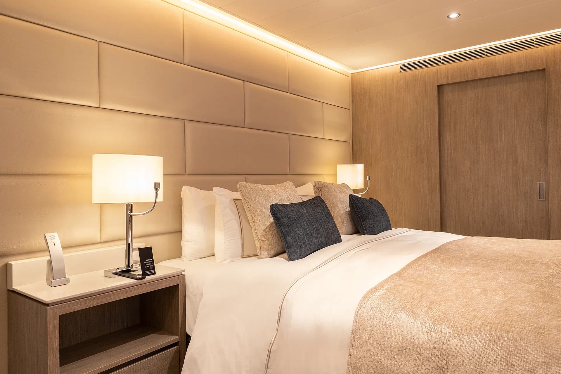 豪華陽台套房 1