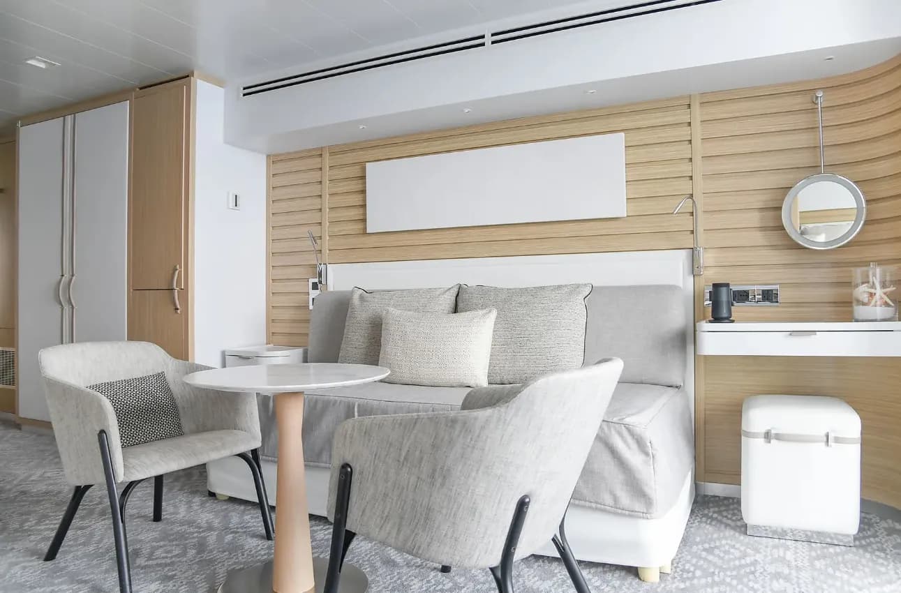 尊貴甲板5號套房 4