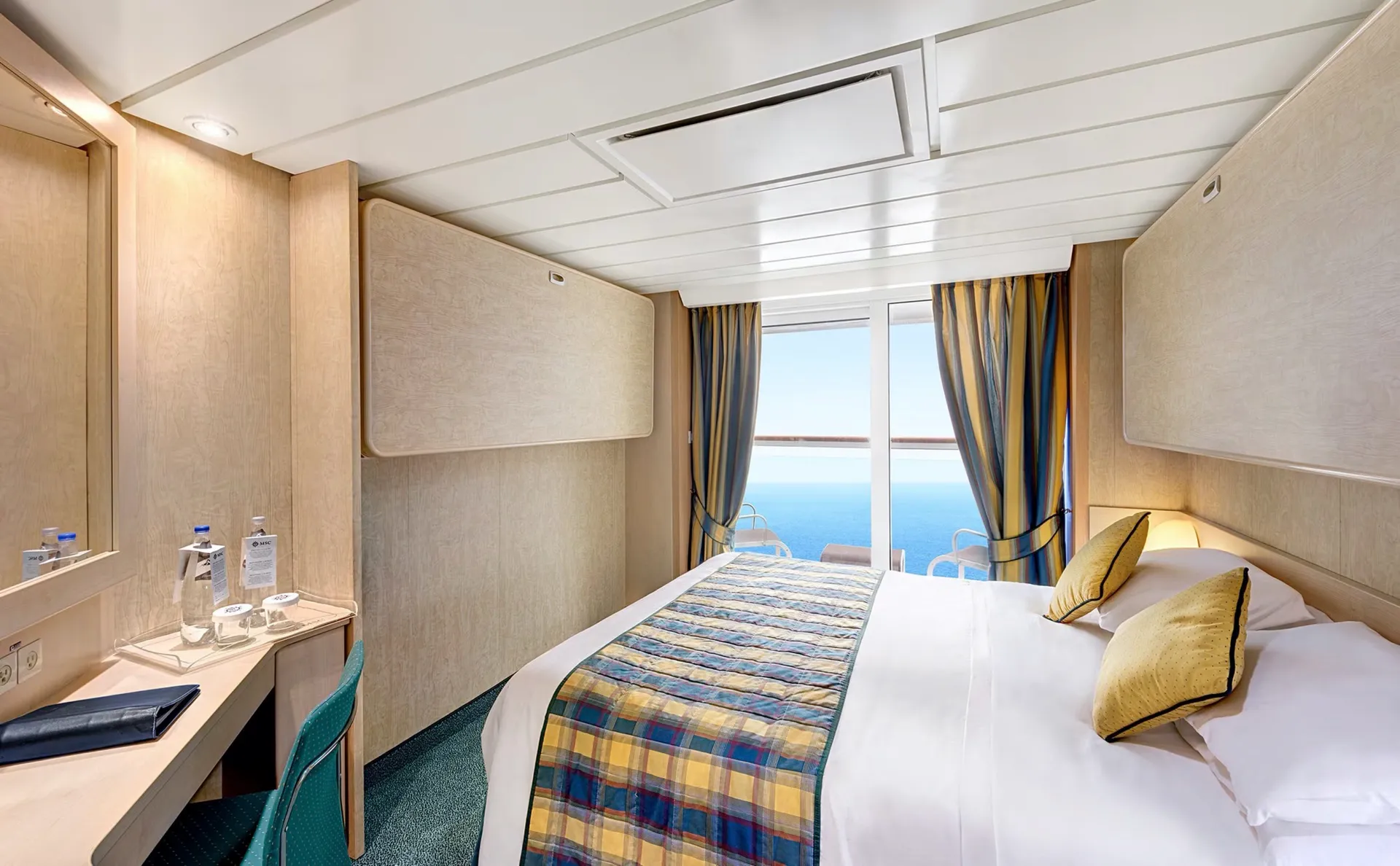 初級陽台幻想套房 1