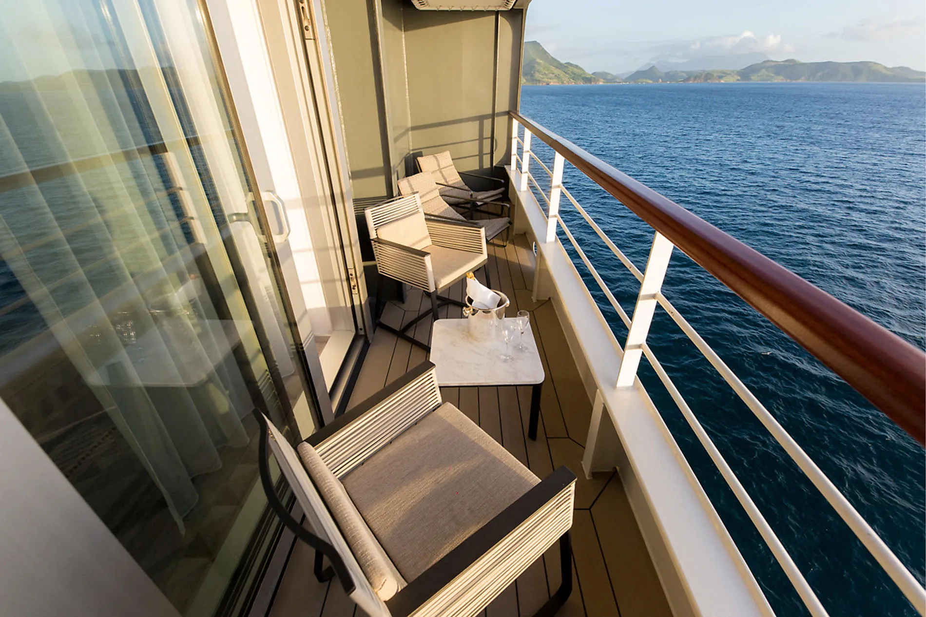 特權套房6甲板 5