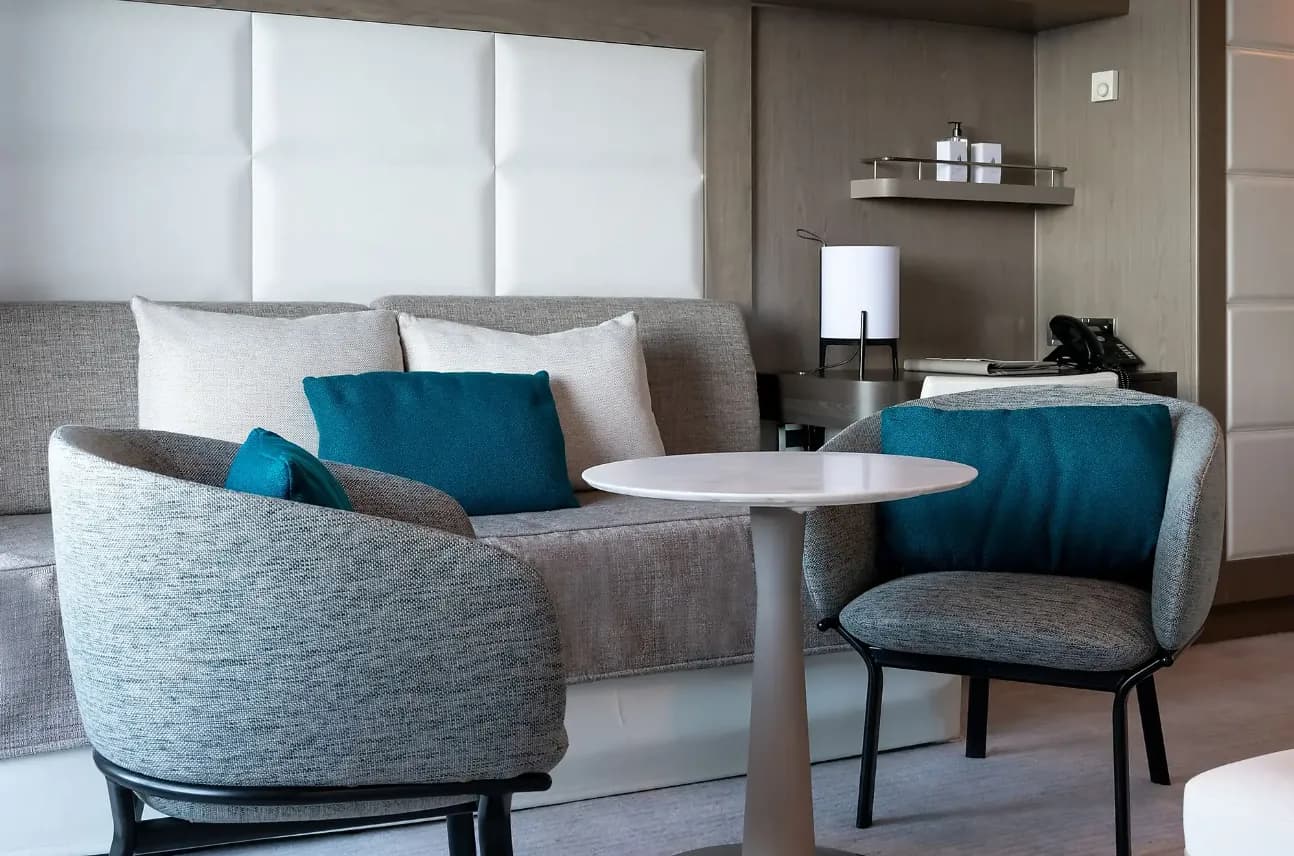 尊貴甲板5號套房 3