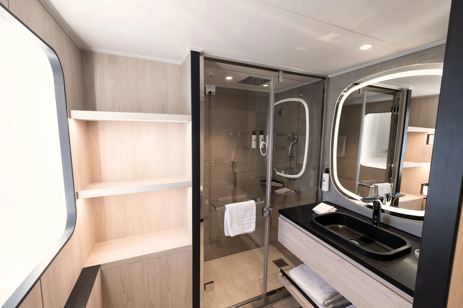 米斯特拉爾尊貴艙房 4