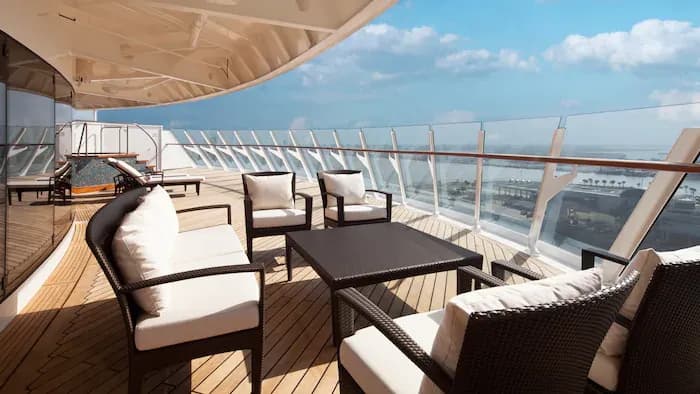 禮賓皇家套房帶陽台 2