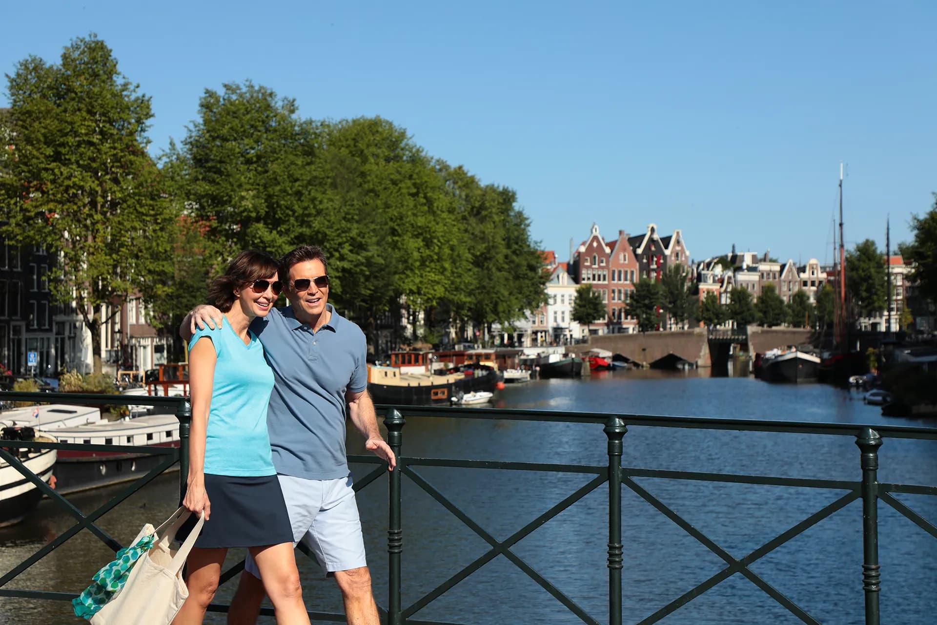 萊茵河上的城堡：家庭河船冒險 - 北行 — 塔克河輪 · MS Grace