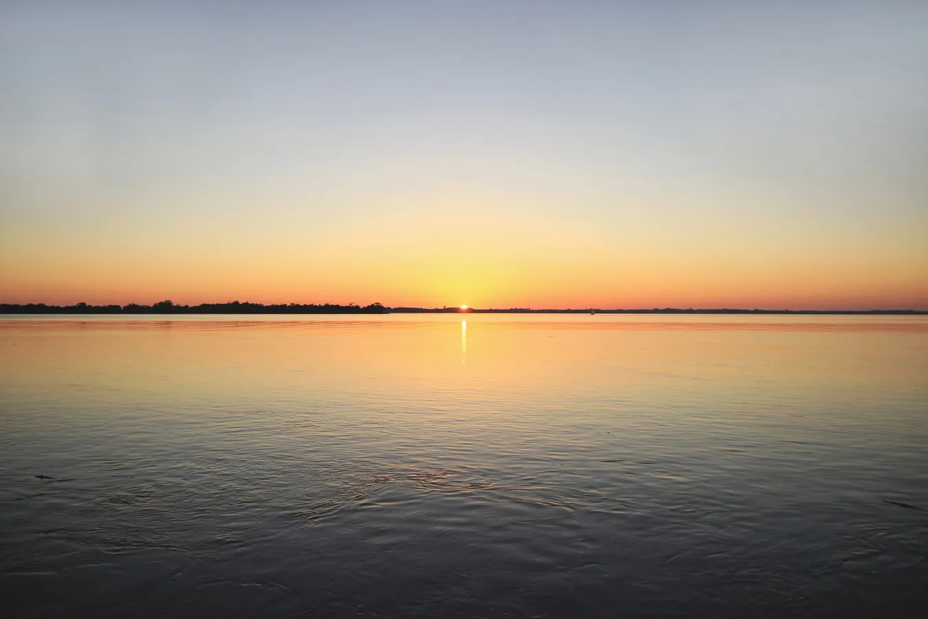 Bonjour Bordeaux：城堡、酒莊與迷人村莊，巴黎兩晚住宿 — 艾凡隆河輪 · 亞法隆雅藝二號