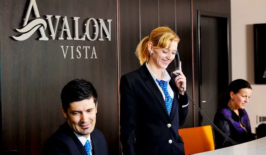 亞法隆遠景號 10