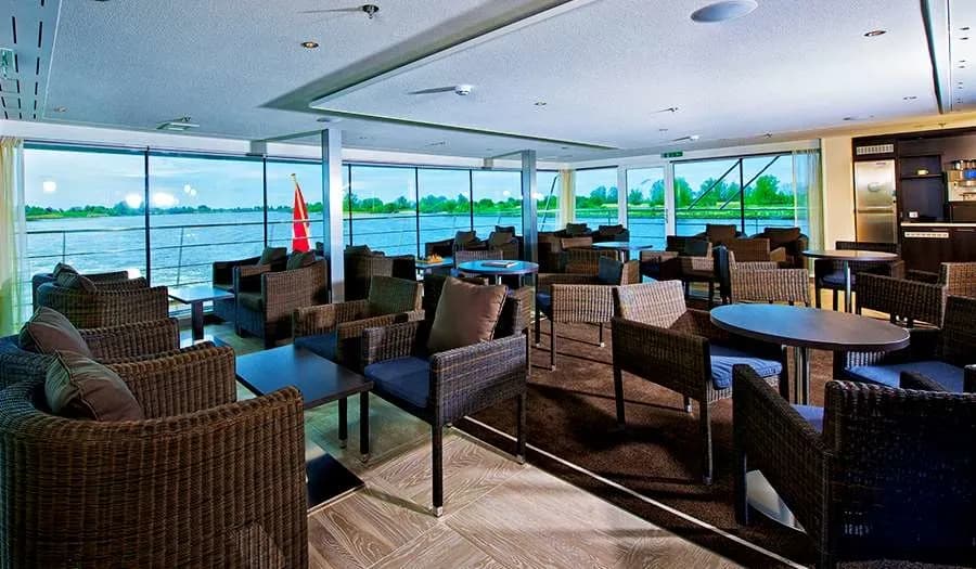 亞法隆遠景號 6