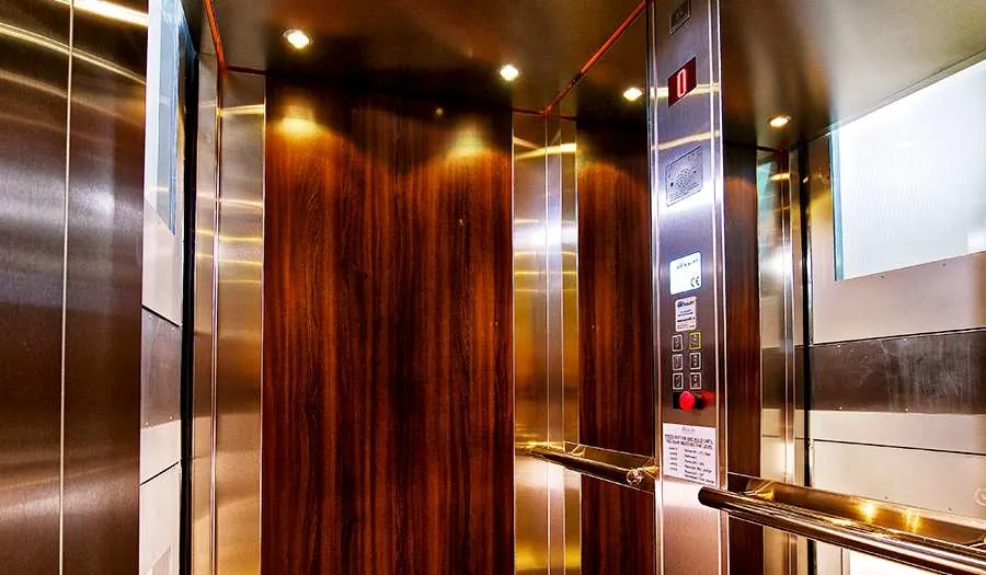 亞法隆遠景號 8