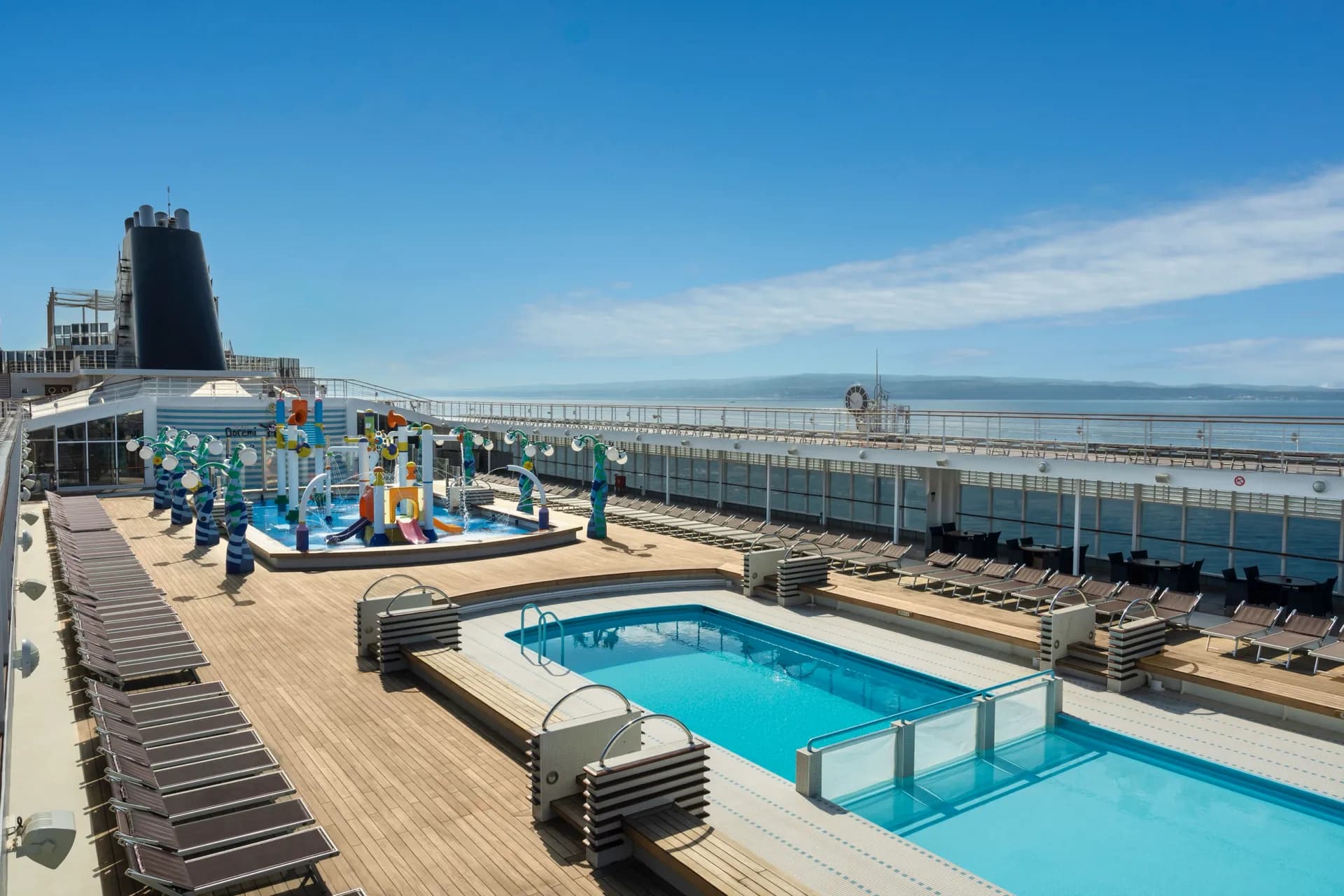 Le Piscine Pool 游泳池 1