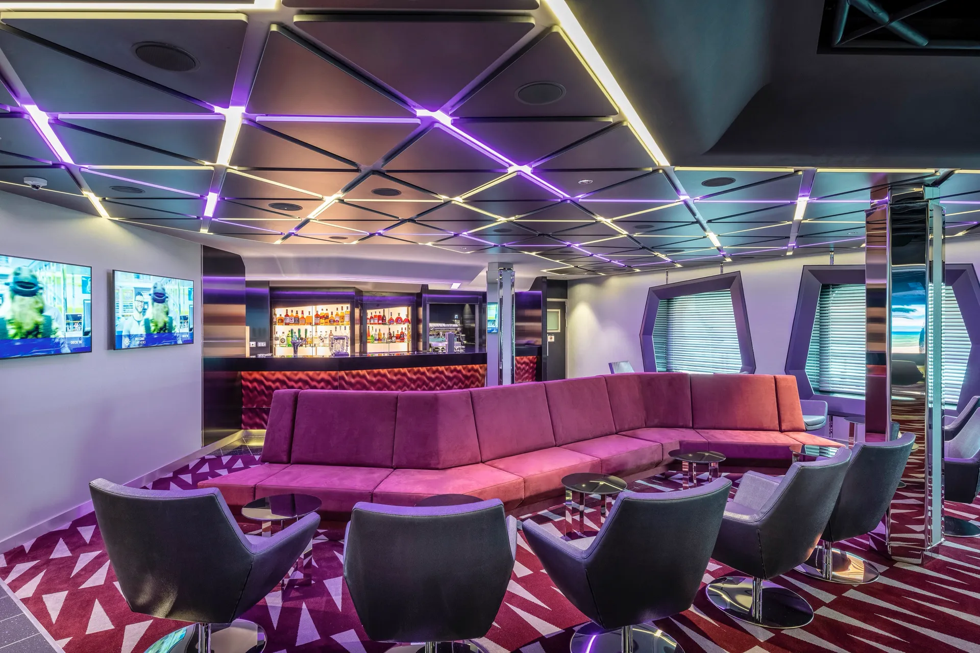 電視攝影棚與酒吧 3