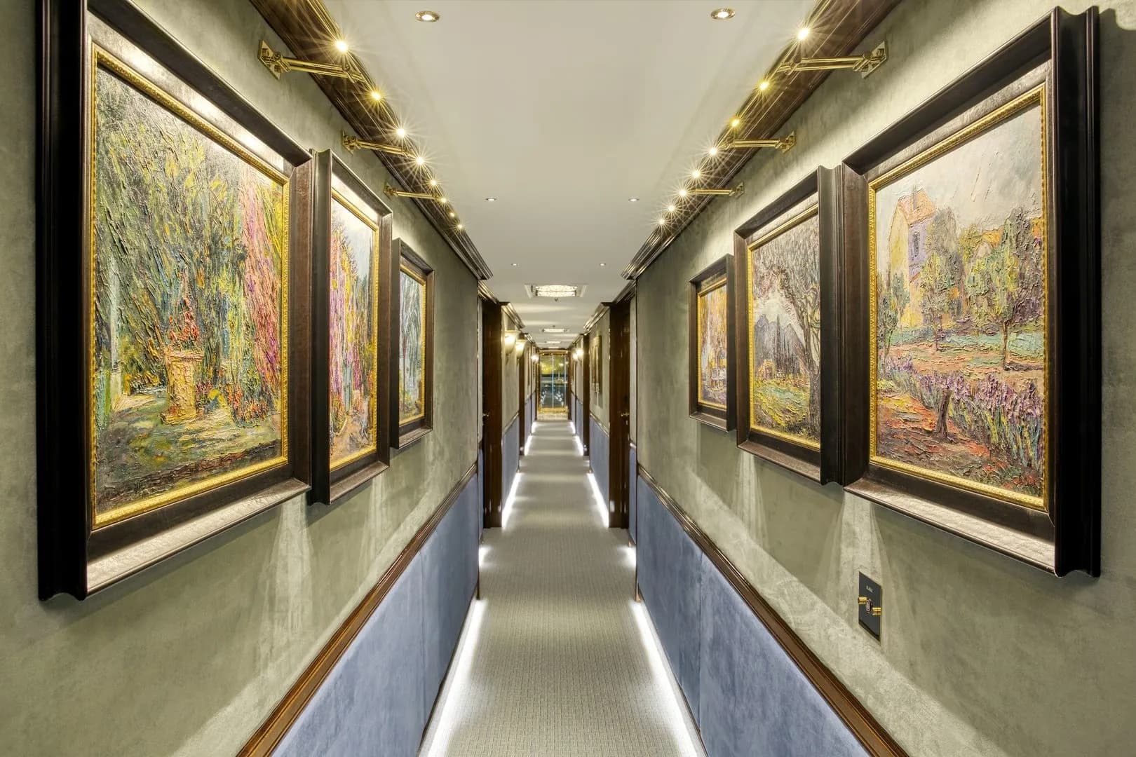 寰宇美好旅程號 10