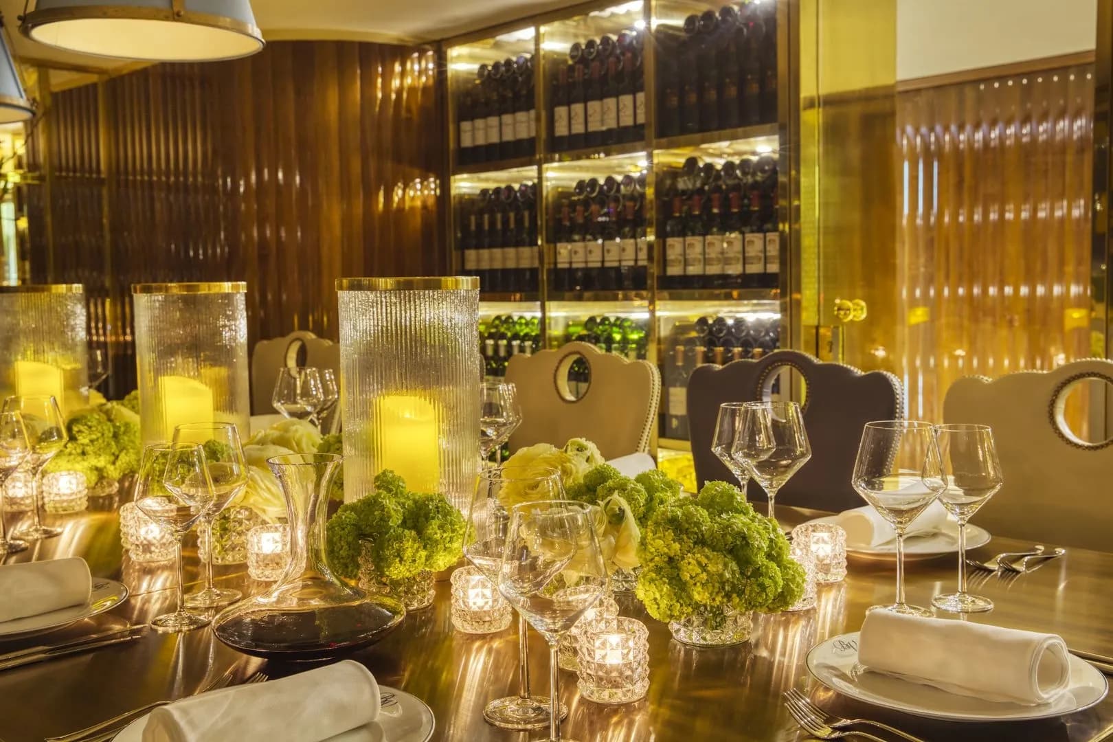 寰宇美好旅程號 8