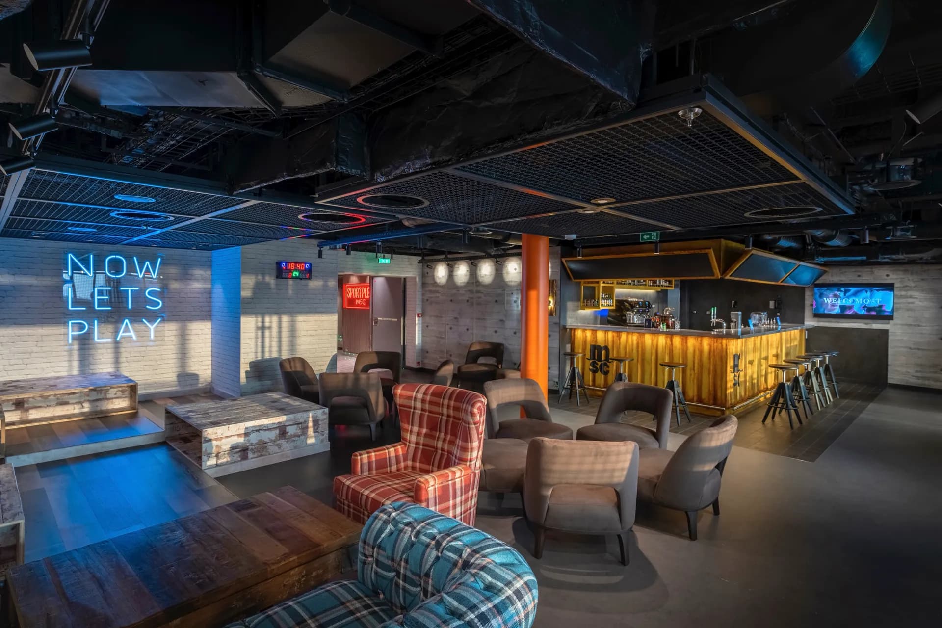 The Box Bar 盒子酒吧 1