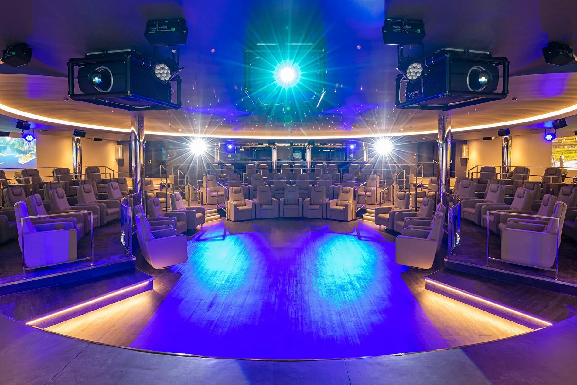 Галерея мистецтв Emotions - Імерсивна галерея 10