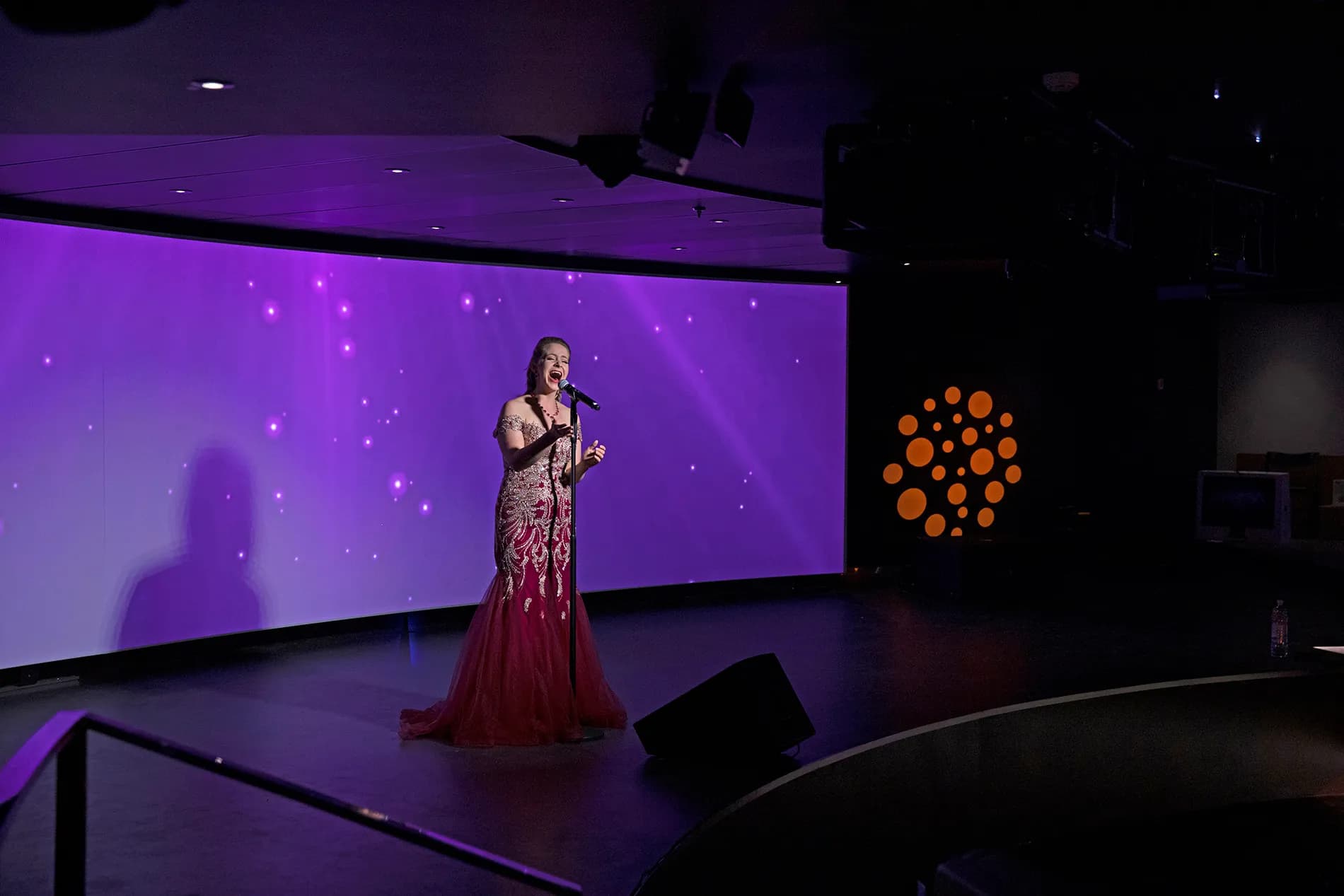 Галерея мистецтв Emotions - Імерсивна галерея 8