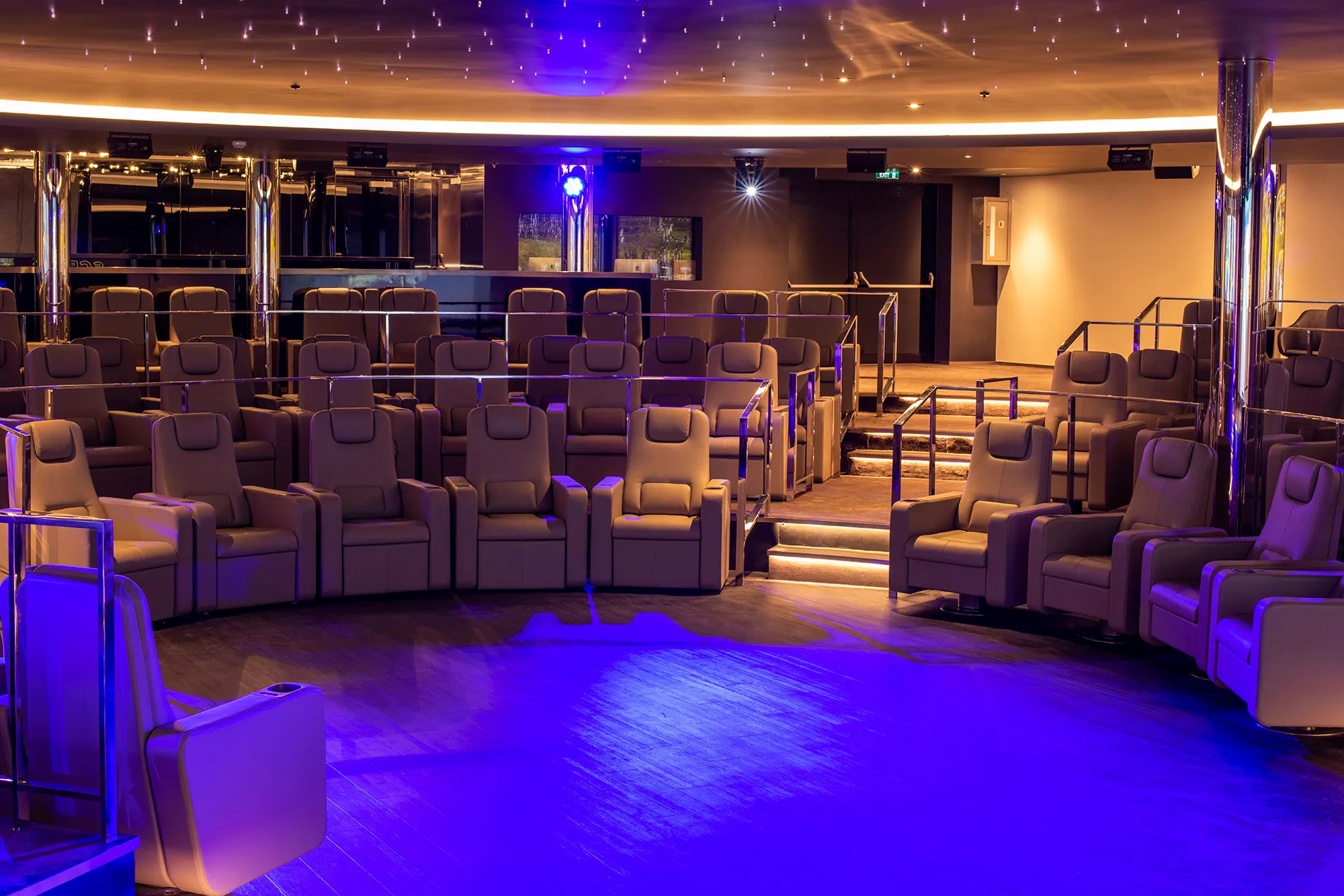 Галерея мистецтв Emotions - Імерсивна галерея 13