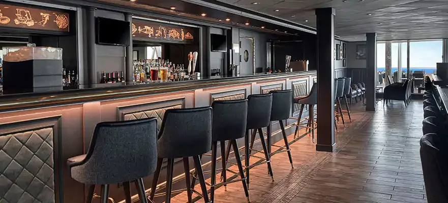 諾唯真天空號 8