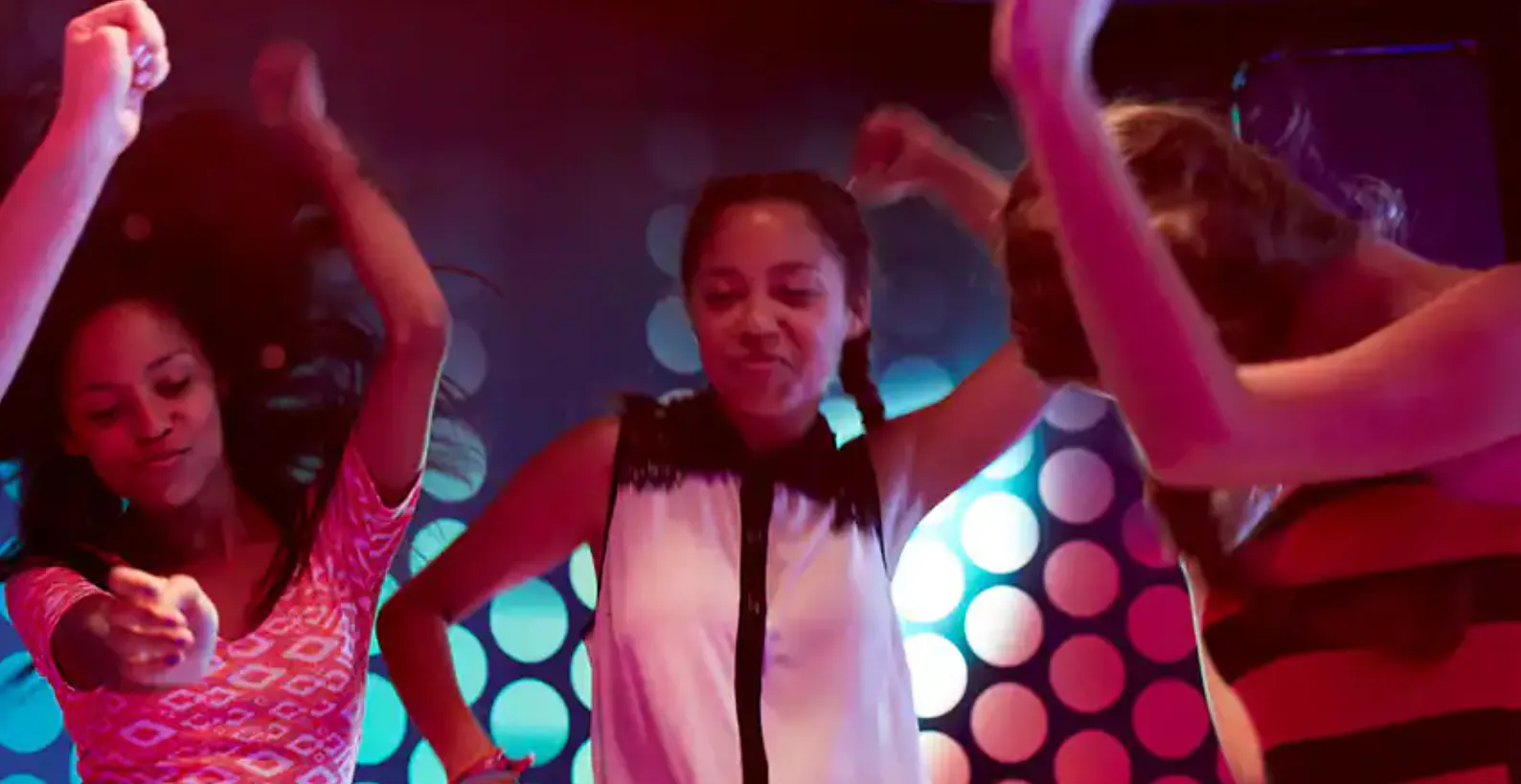 諾唯真翡翠號 8