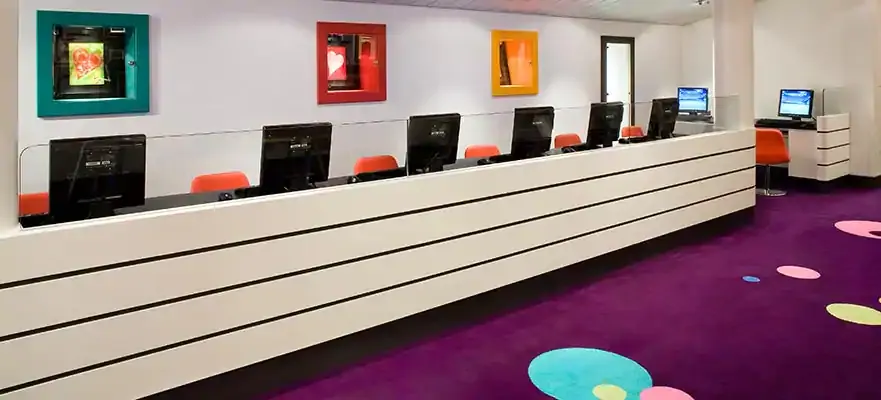 諾唯真翡翠號 15