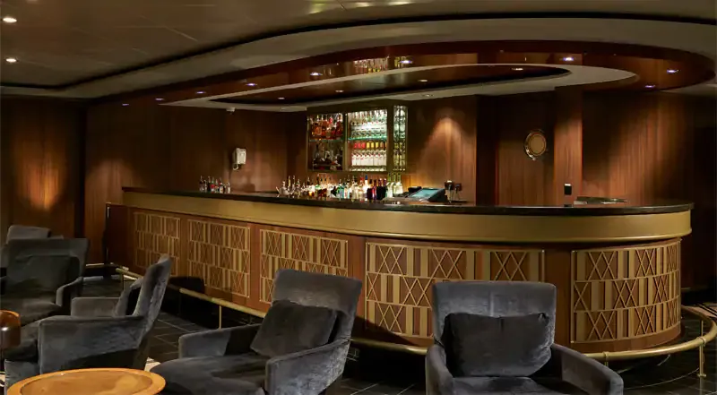 諾唯真翡翠號 7