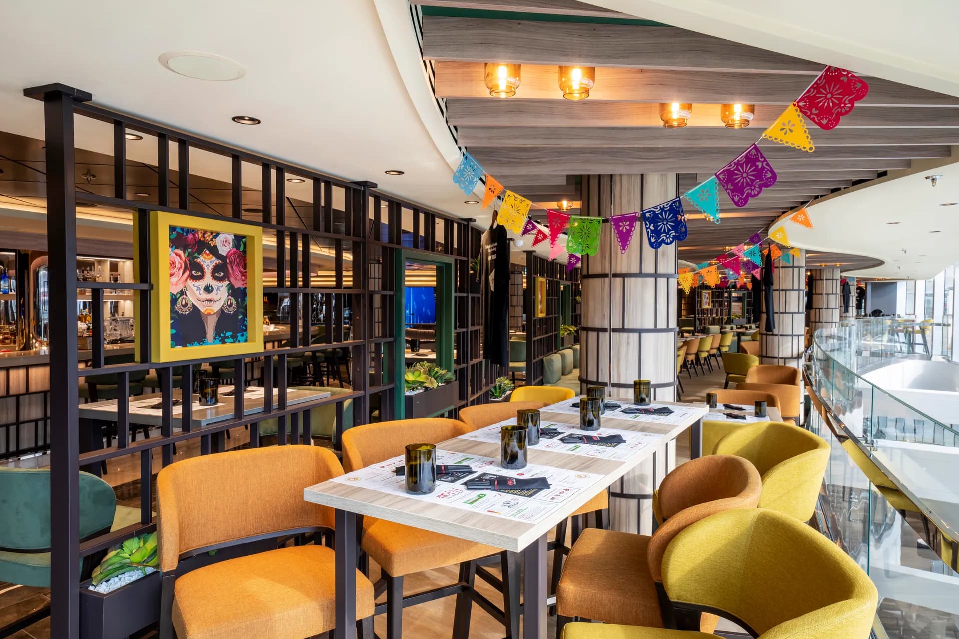 HOLA! 塔可 & 小酒館 2