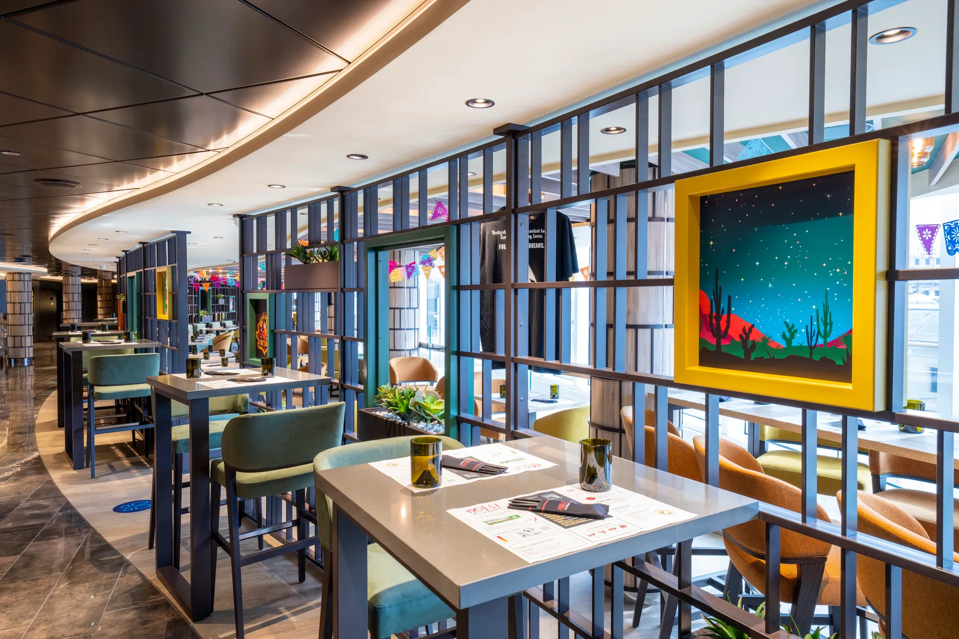 HOLA! 塔可 & 小酒館 1