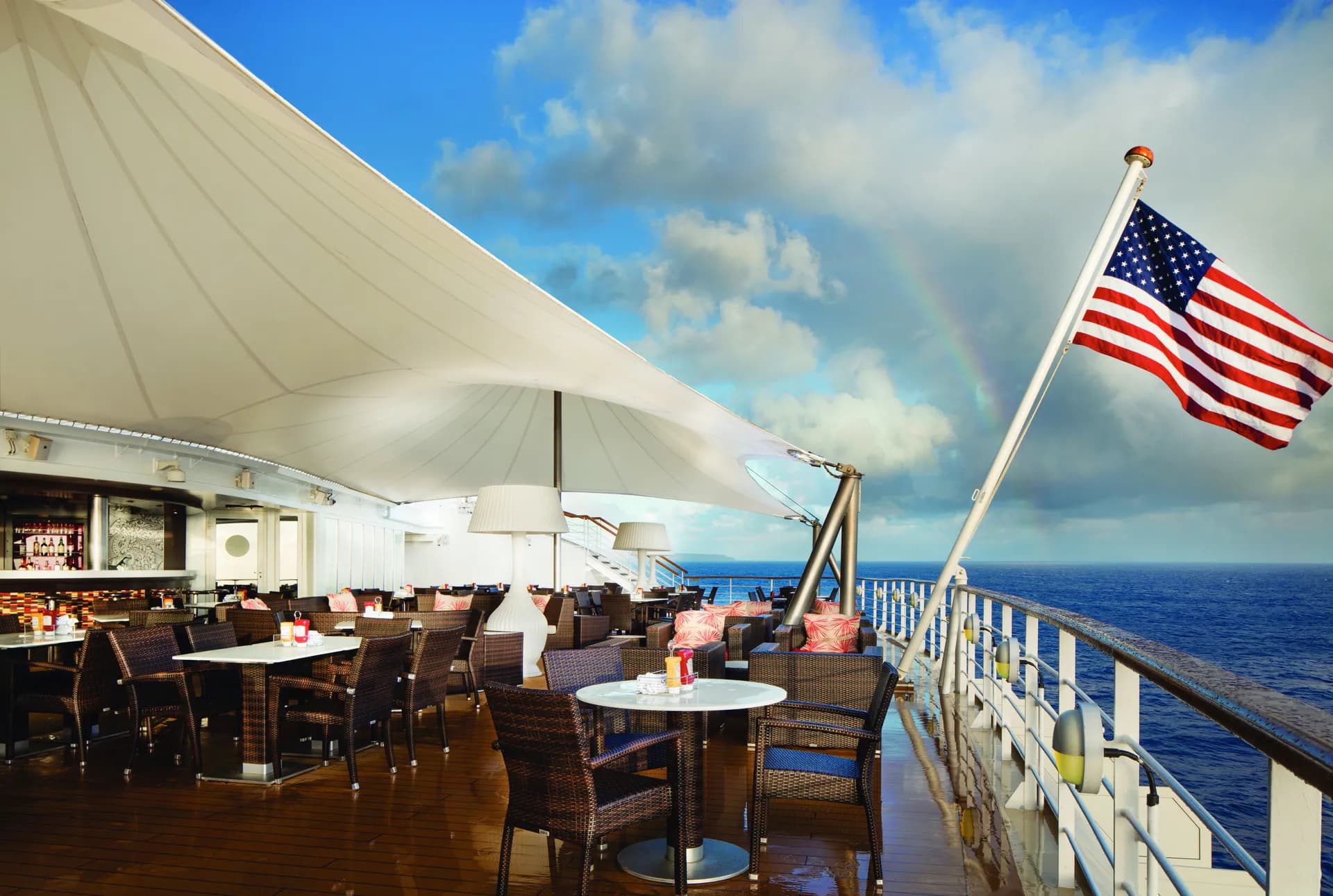 Aloha Lanai Bar 阿羅哈露台酒吧 1