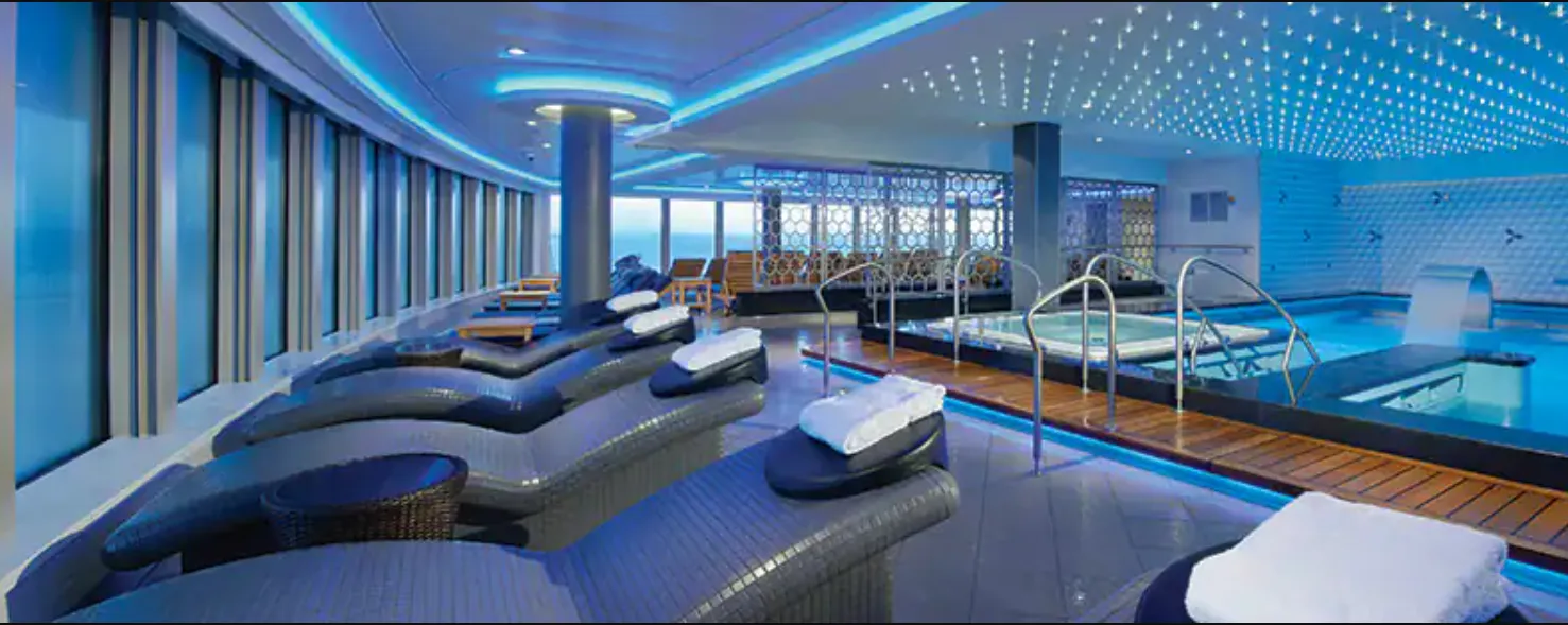 諾唯真暢意號 13