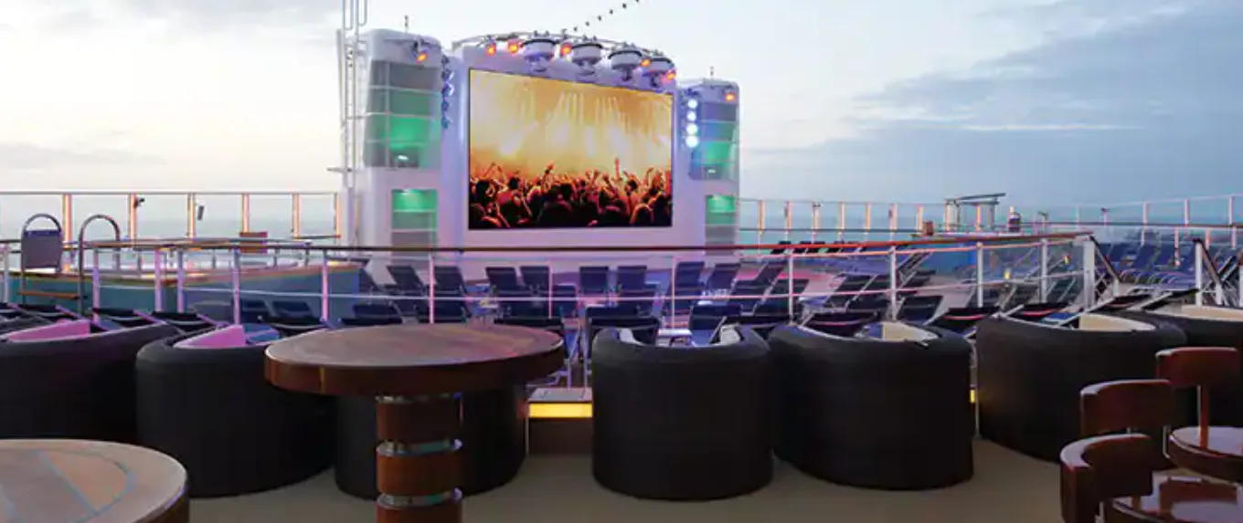 諾唯真暢意號 14