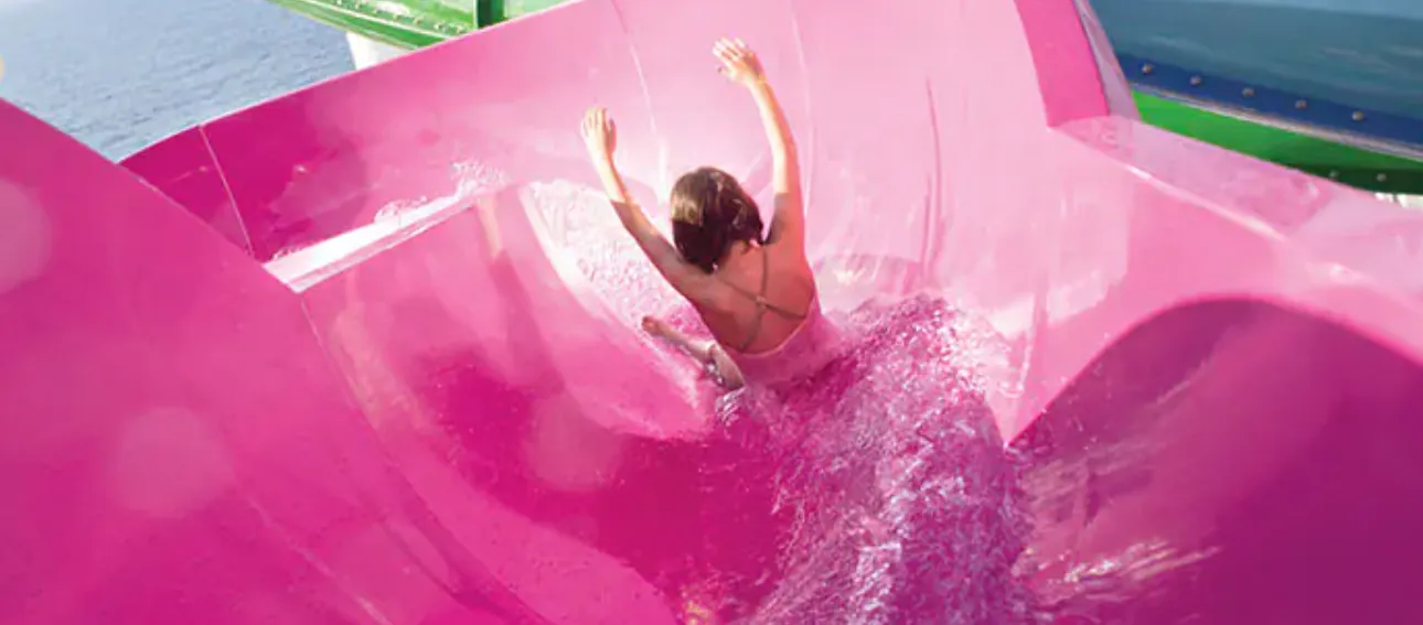 諾唯真暢意號 18