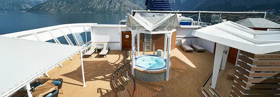 諾唯真之星號 4