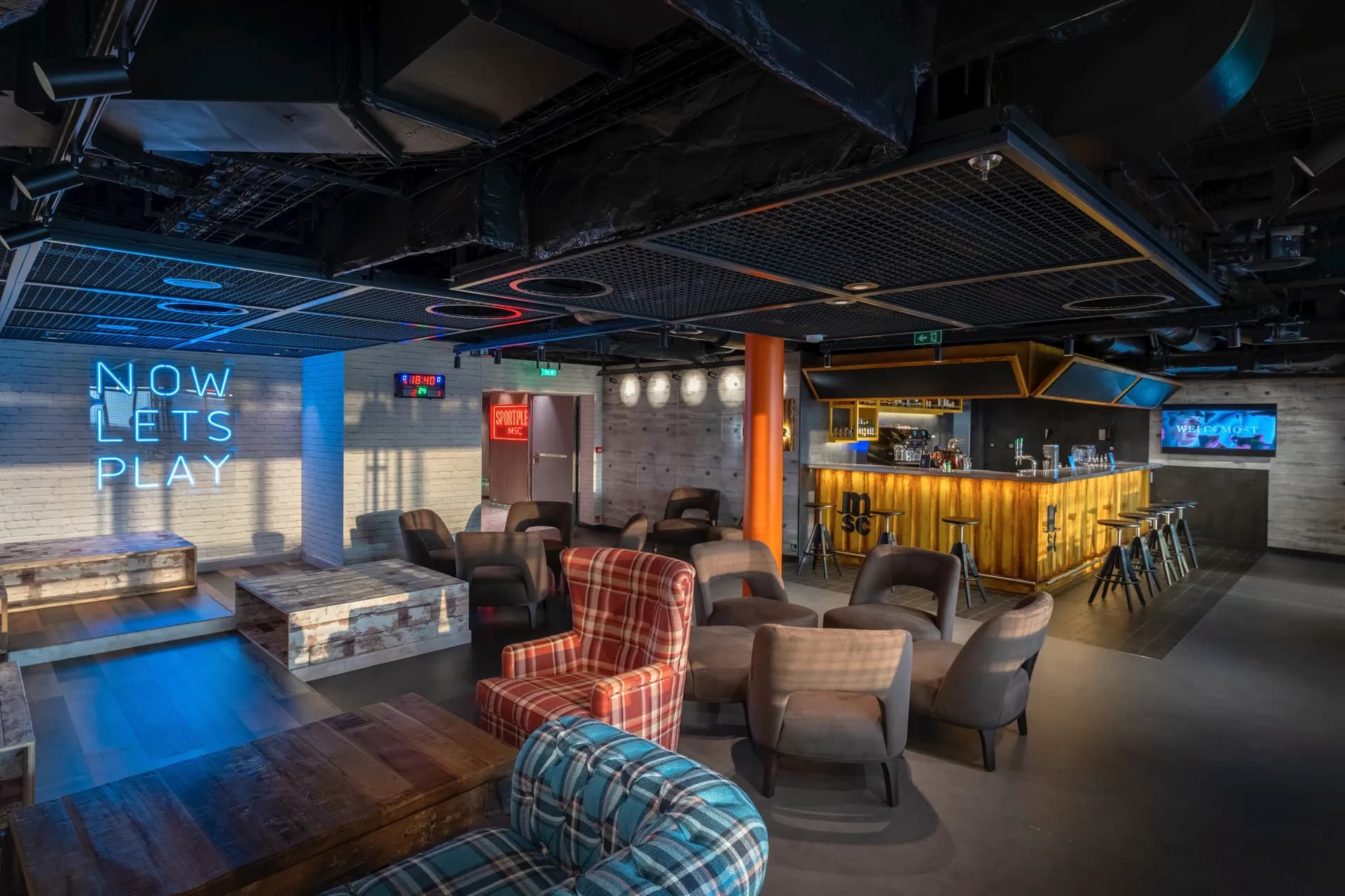 The Box Bar 盒子酒吧 1