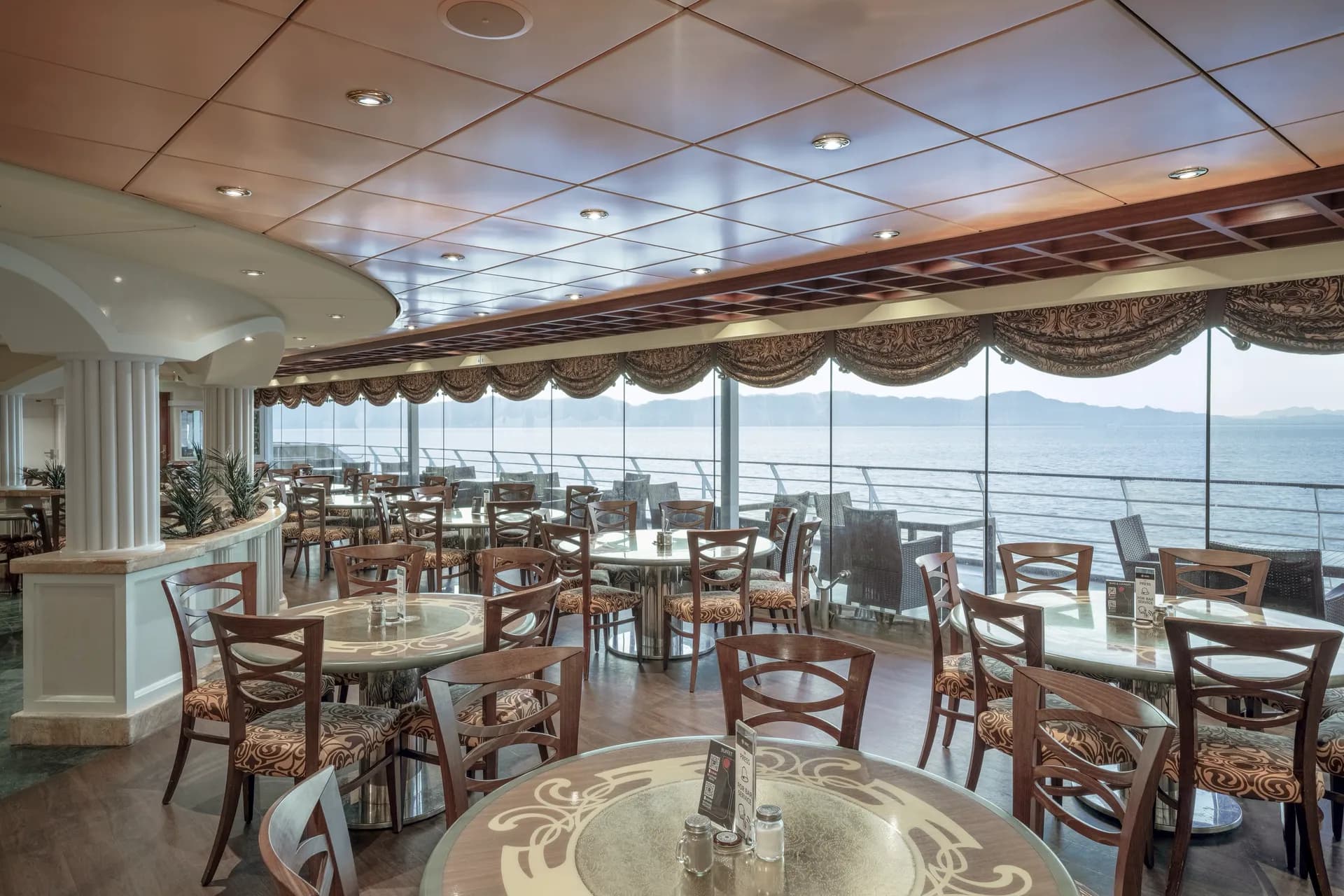 四季自助餐廳 1