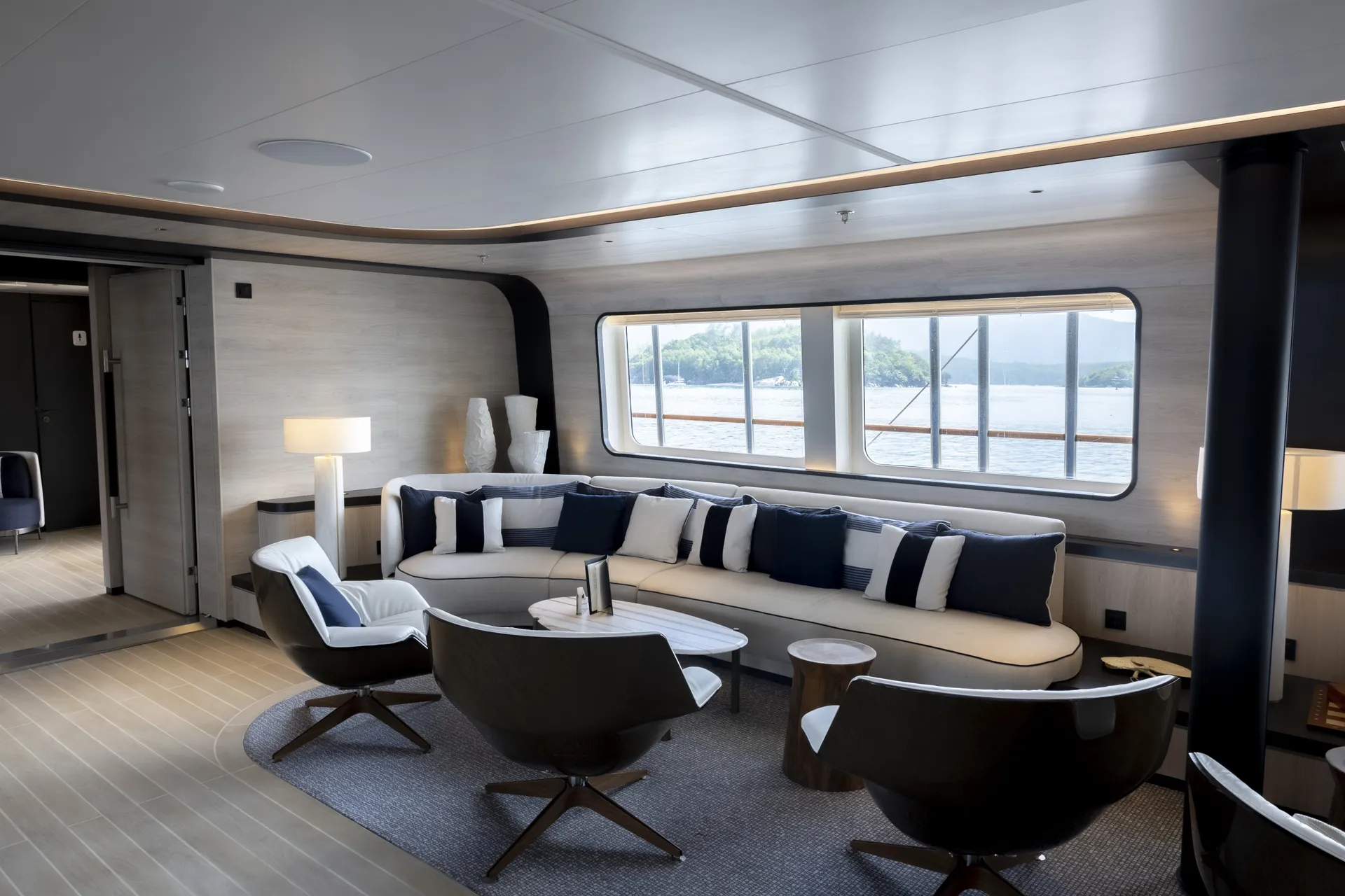 Emeraude 酒廊與酒吧 - Alizés 甲板 4