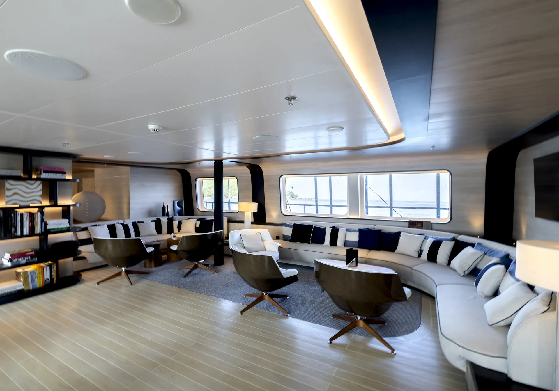 Emeraude 酒廊與酒吧 - Alizés 甲板 6